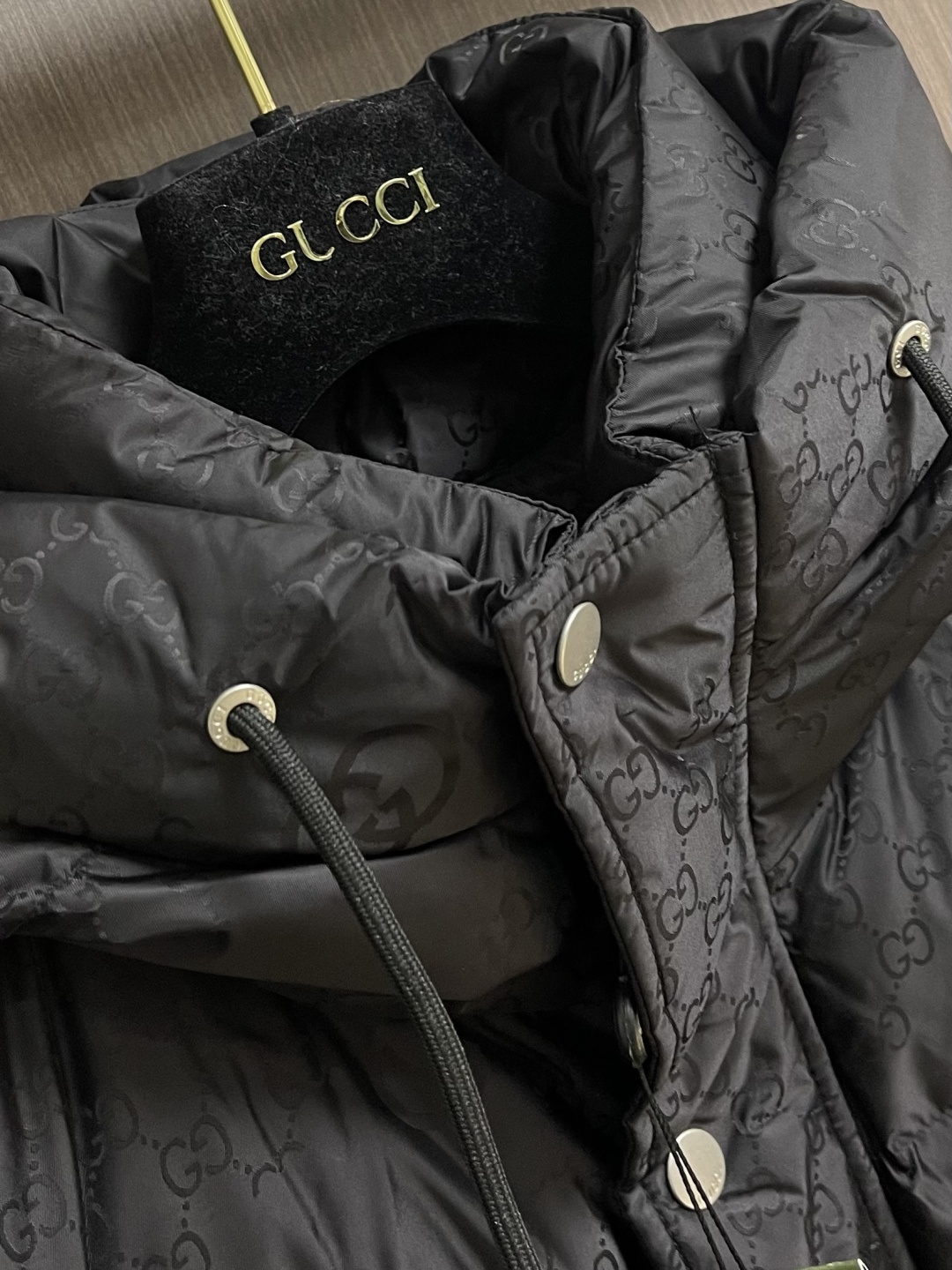 Gucci Down Jacket Hooded S-l