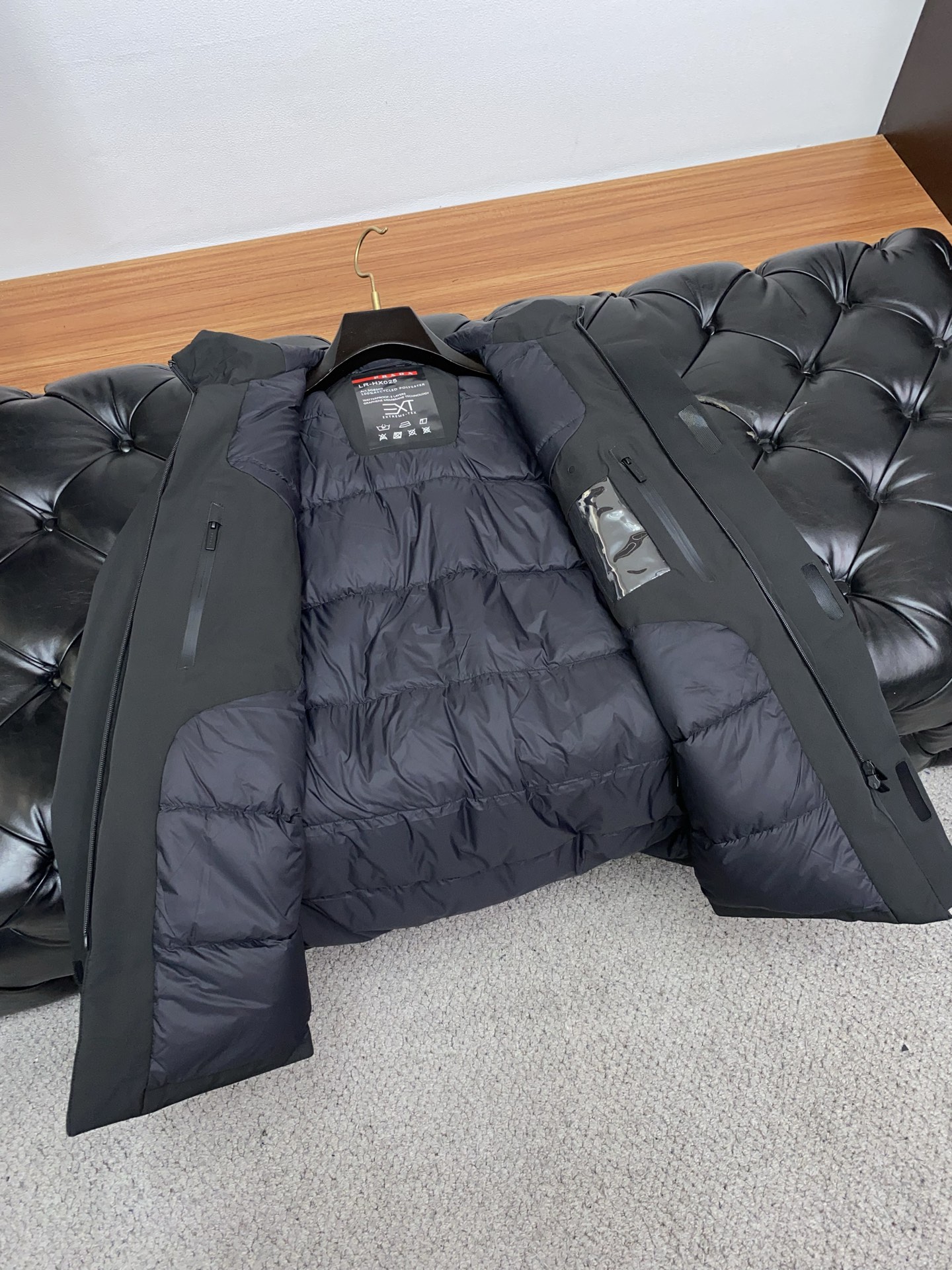 Prada Down Jacket Hooded M-xl