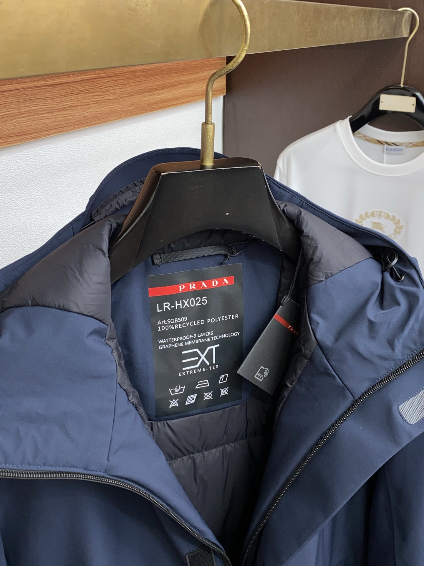 Prada Down Jacket Hooded M-xl