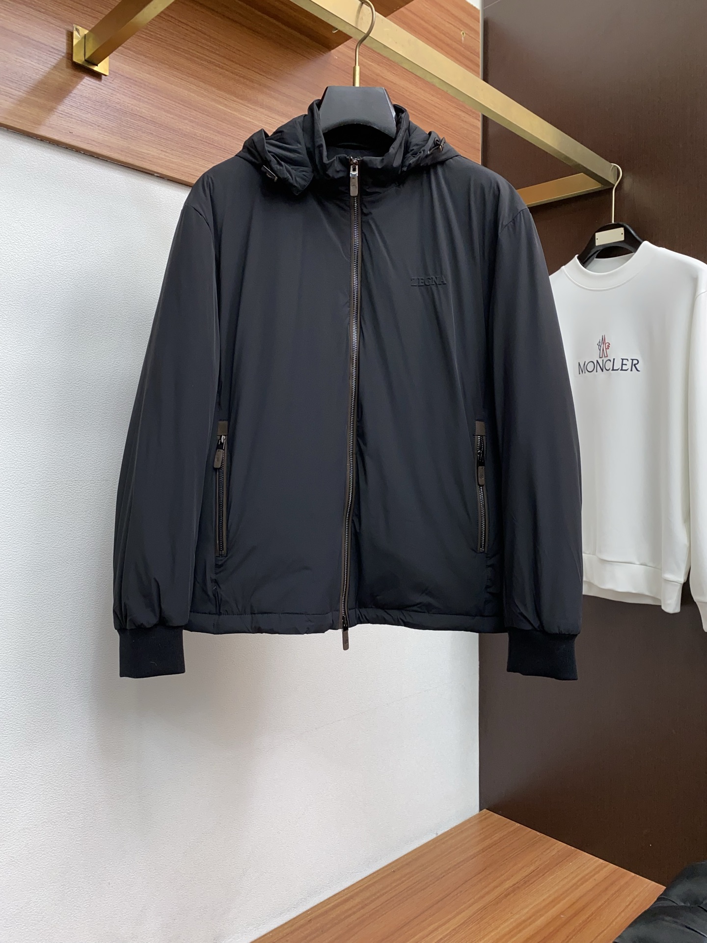 Ermenegildo Zegna Male Down Jacket White Duck Down M-xl