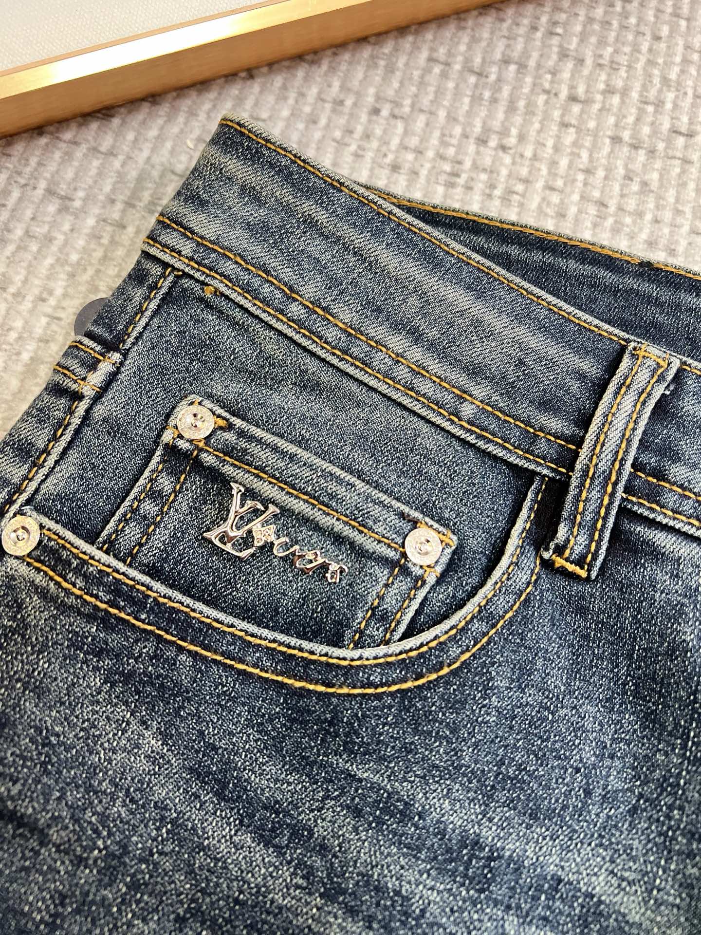 Louis Vuitton Male Jeans Slim Fit L