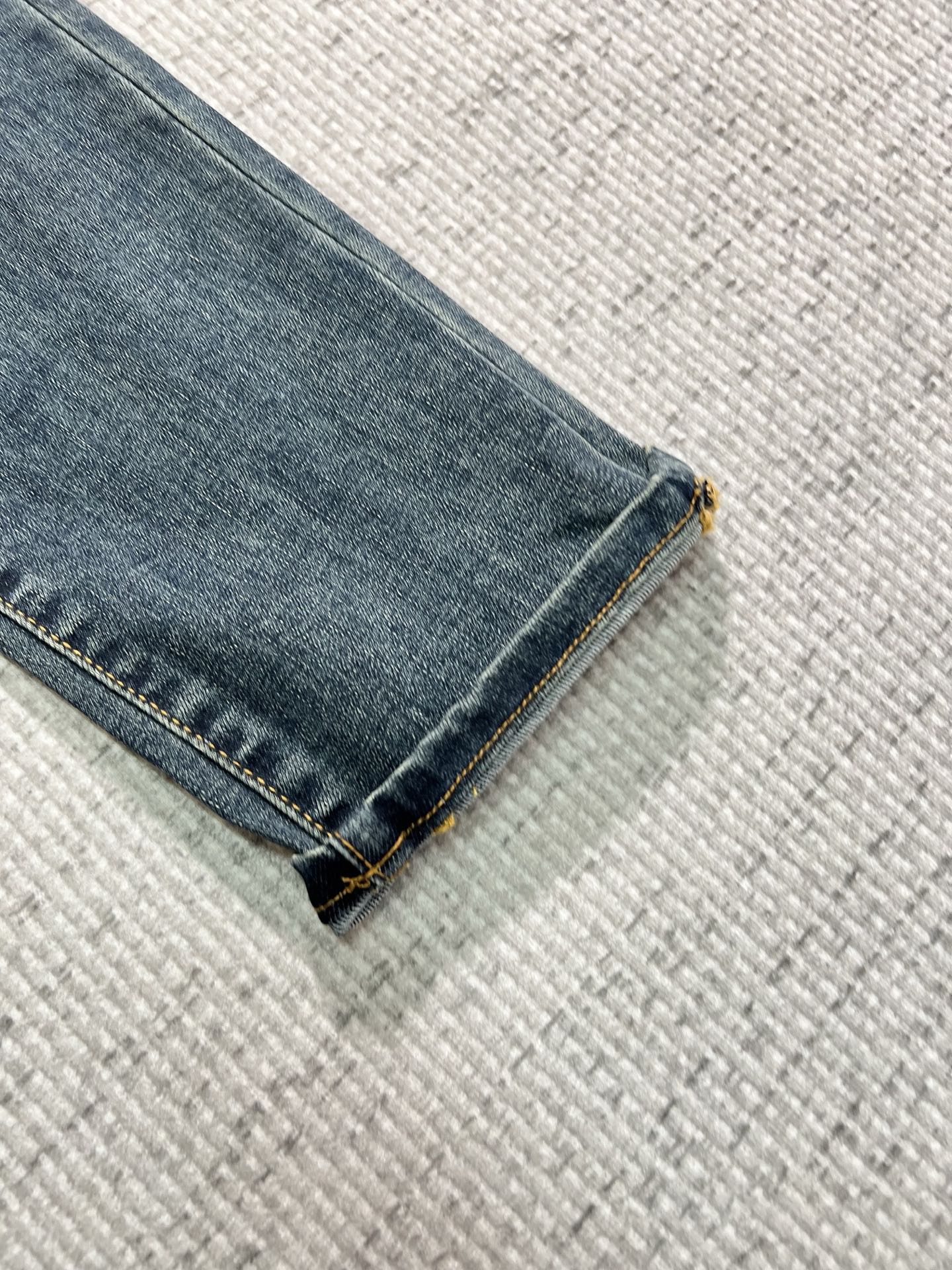 Louis Vuitton Male Jeans Slim Fit L