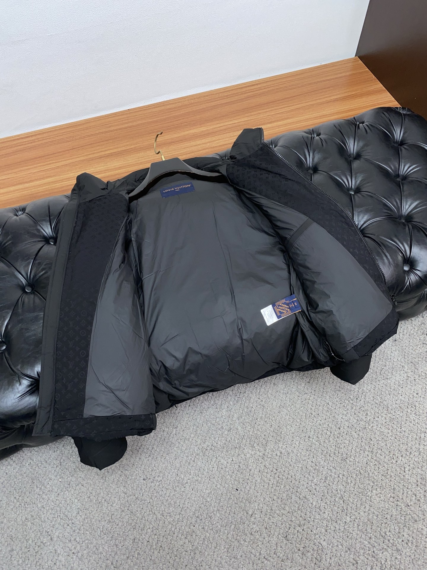 Louis Vuitton Down Jacket M-xl