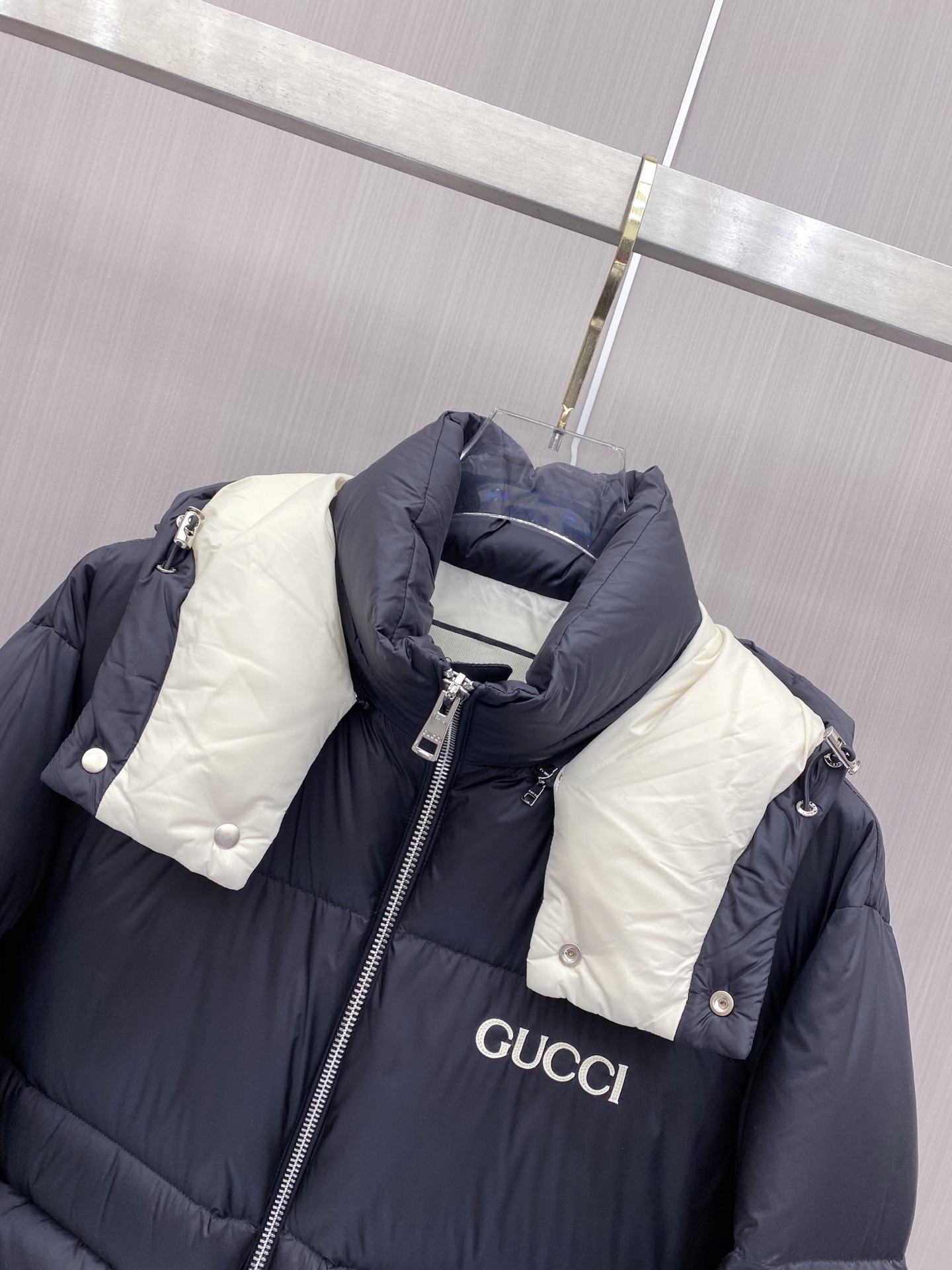 Gucci Basic Clothing White Duck Down 56