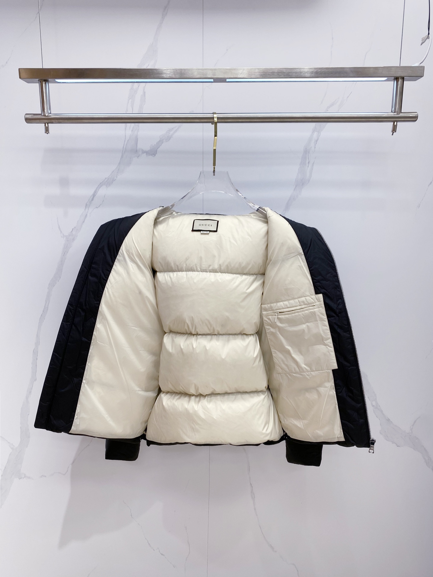 Gucci Basic Clothing White Duck Down 56