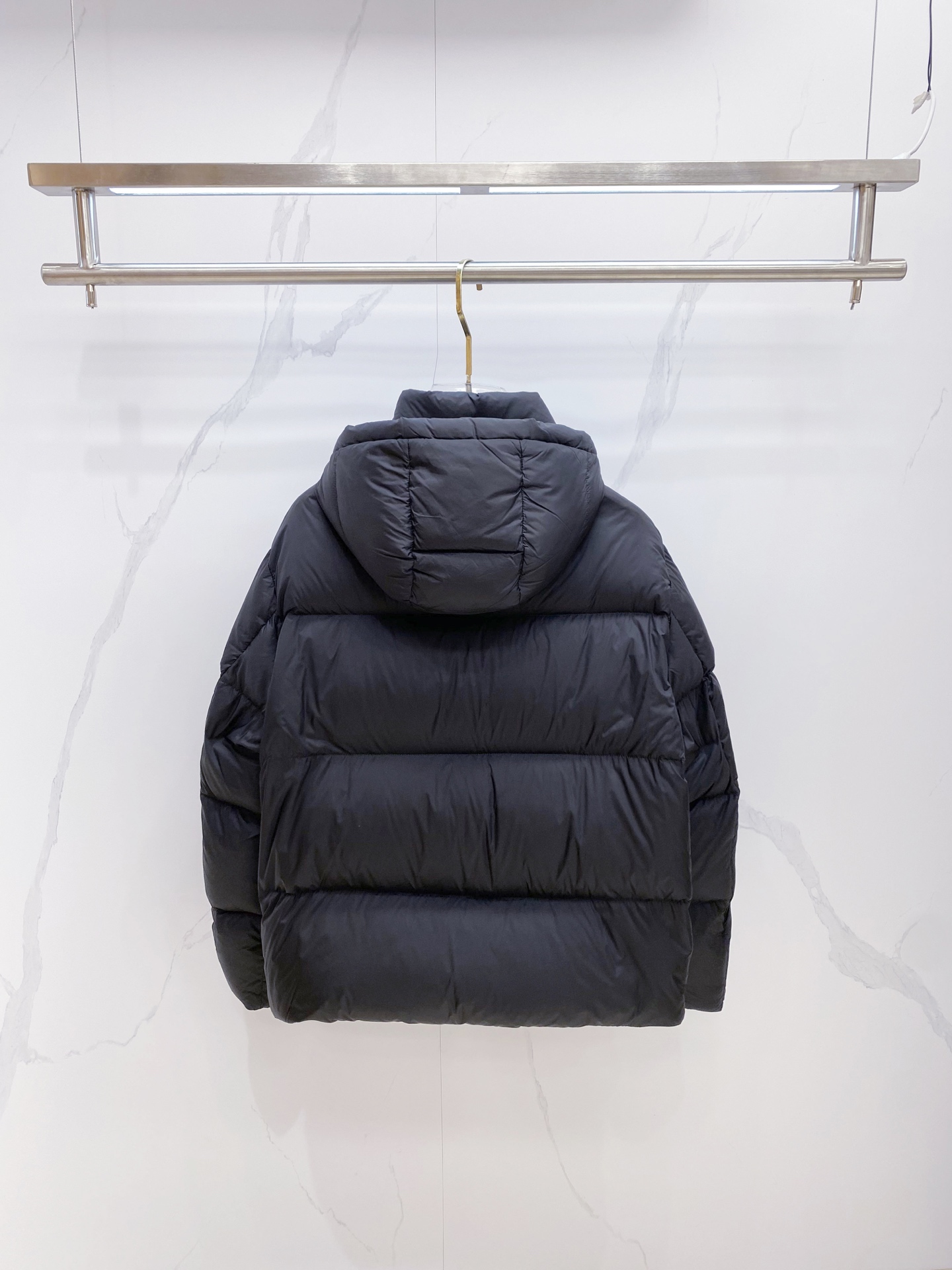 Gucci Basic Clothing White Duck Down 56