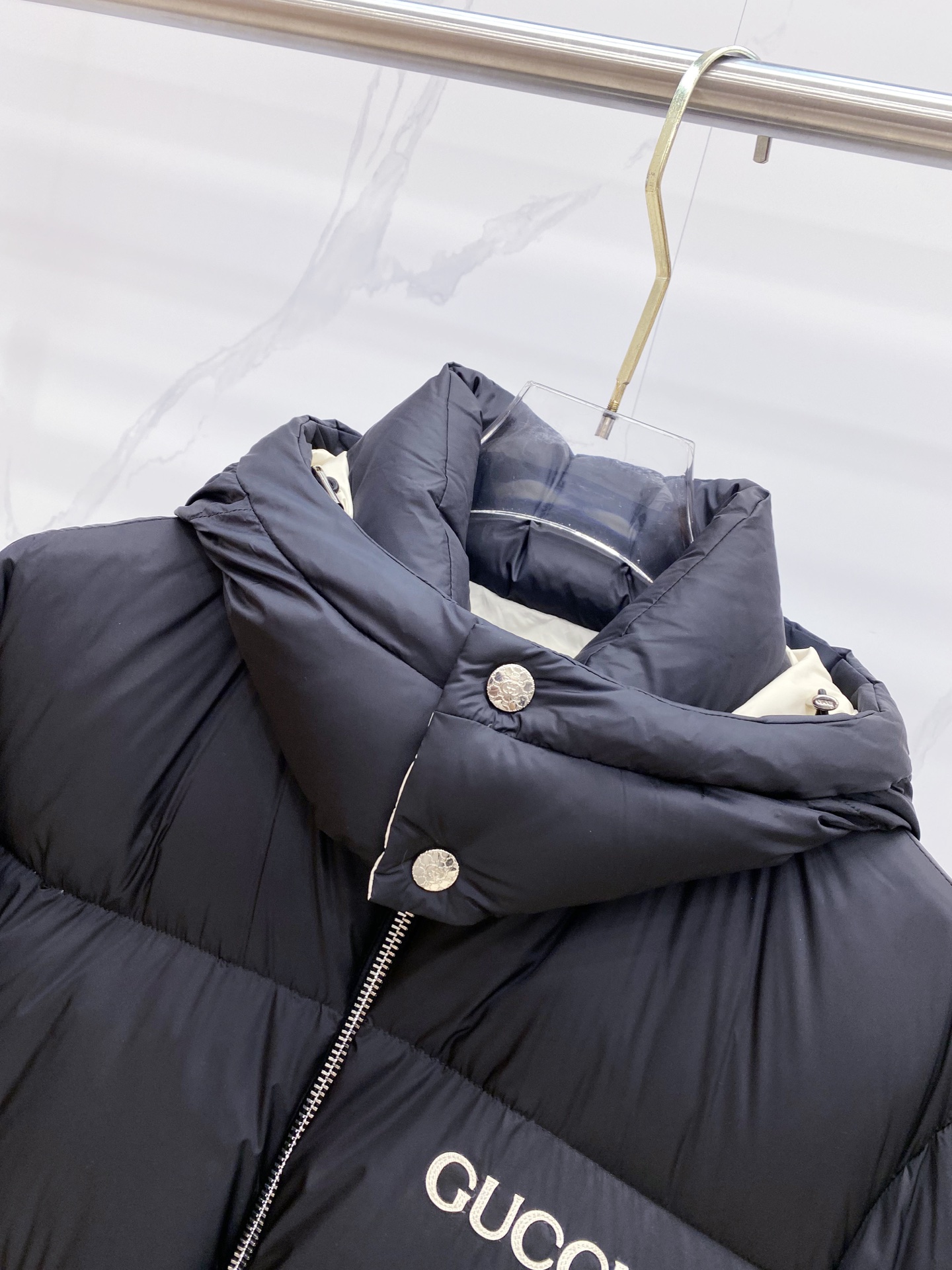 Gucci Basic Clothing White Duck Down 56