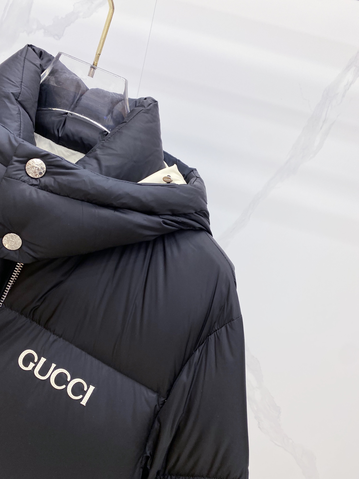 Gucci Basic Clothing White Duck Down 56