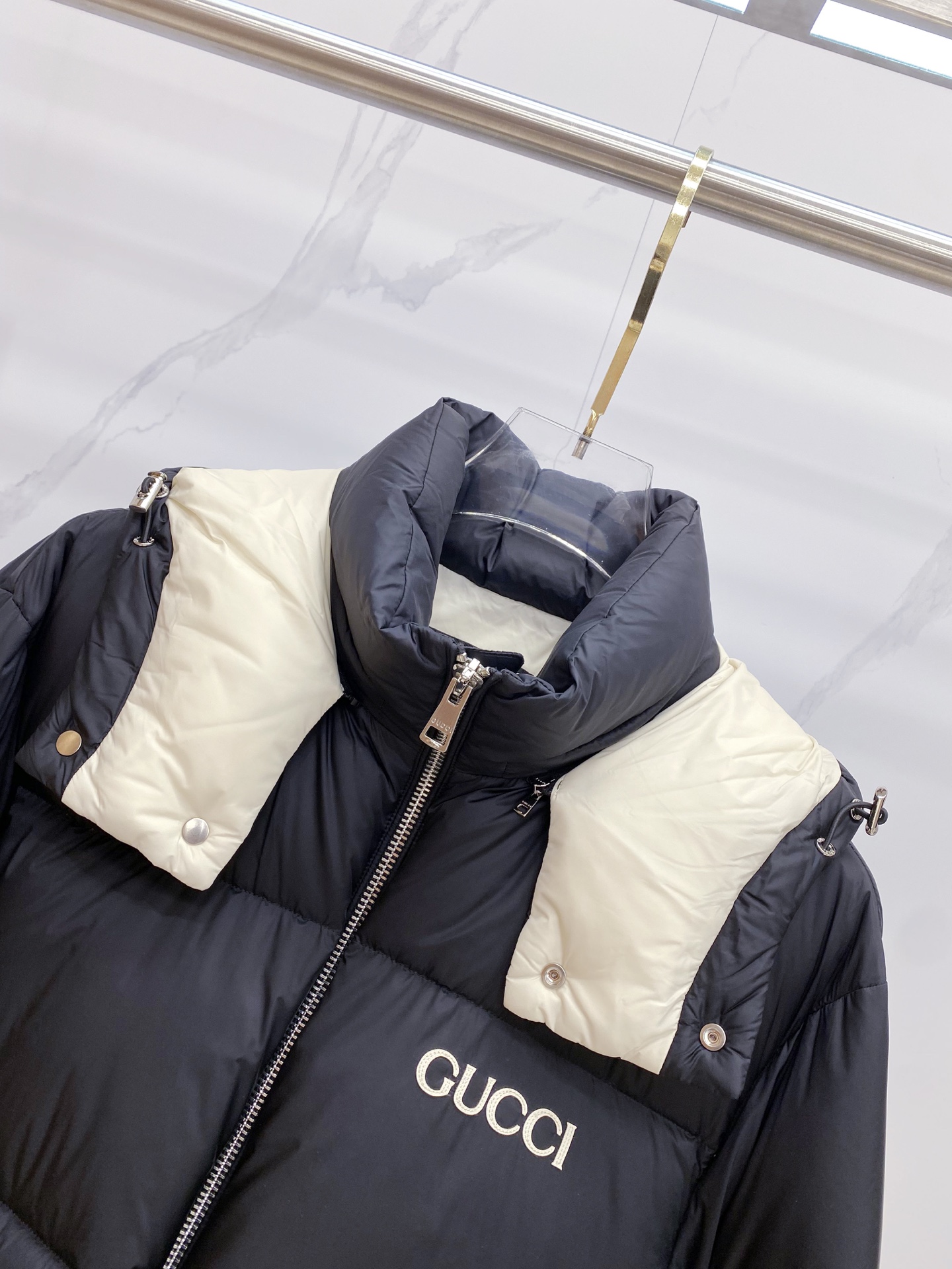 Gucci Basic Clothing White Duck Down 56