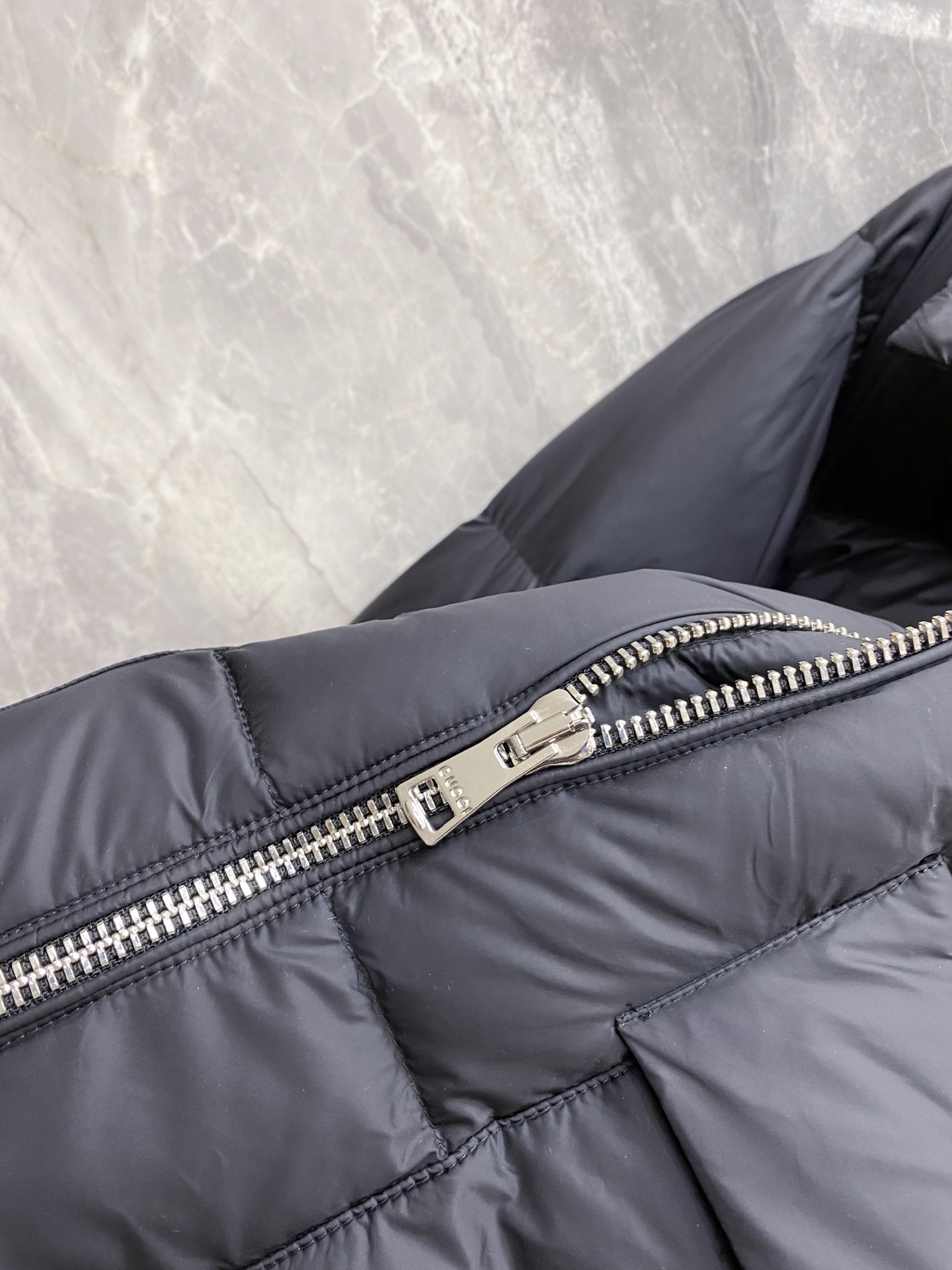 Gucci Basic Clothing White Duck Down 56