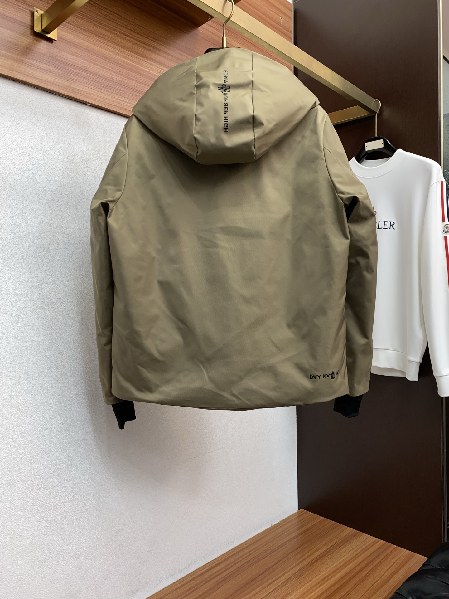 Moncler Down Jacket S-m-l-xxxl