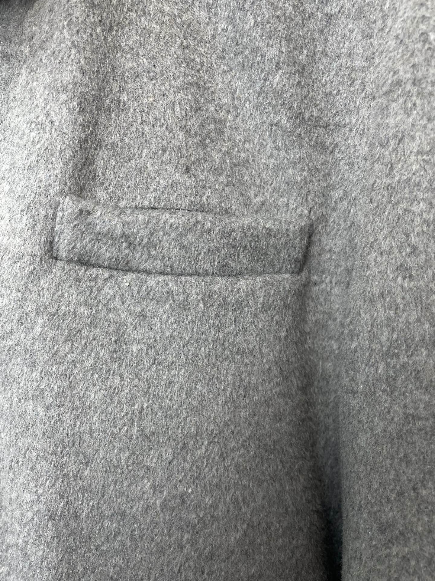 Loro Piana Basic Clothing L