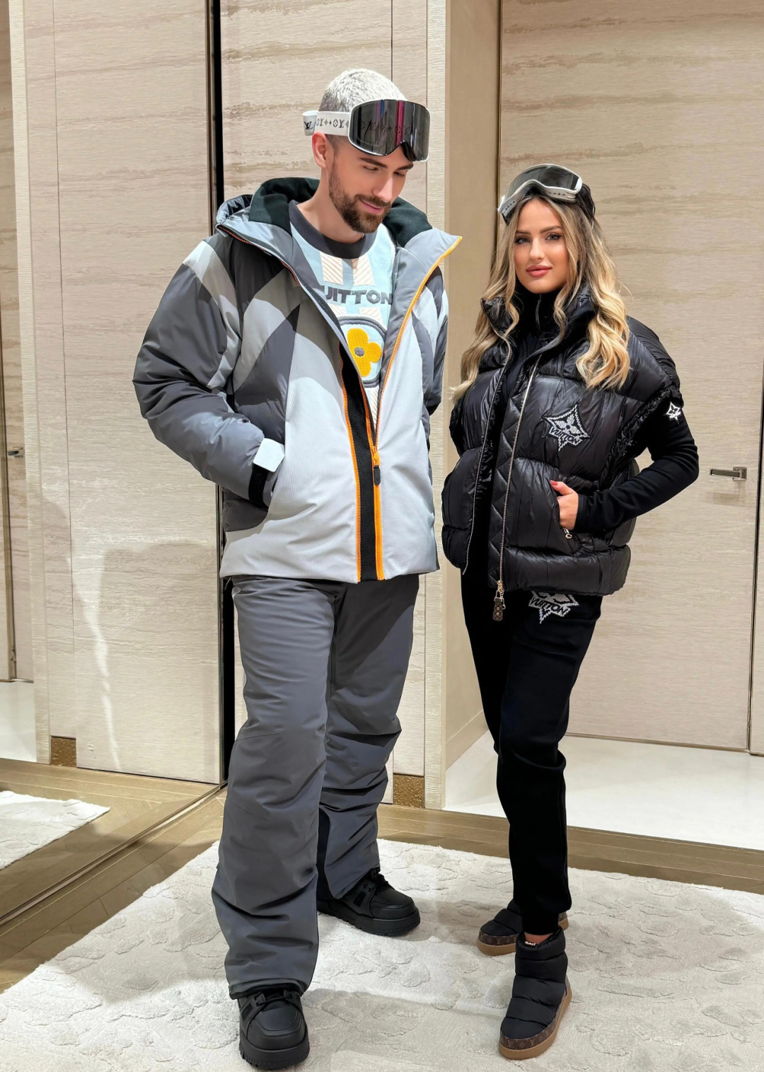 Louis Vuitton Down Jacket Gray Hooded S-l