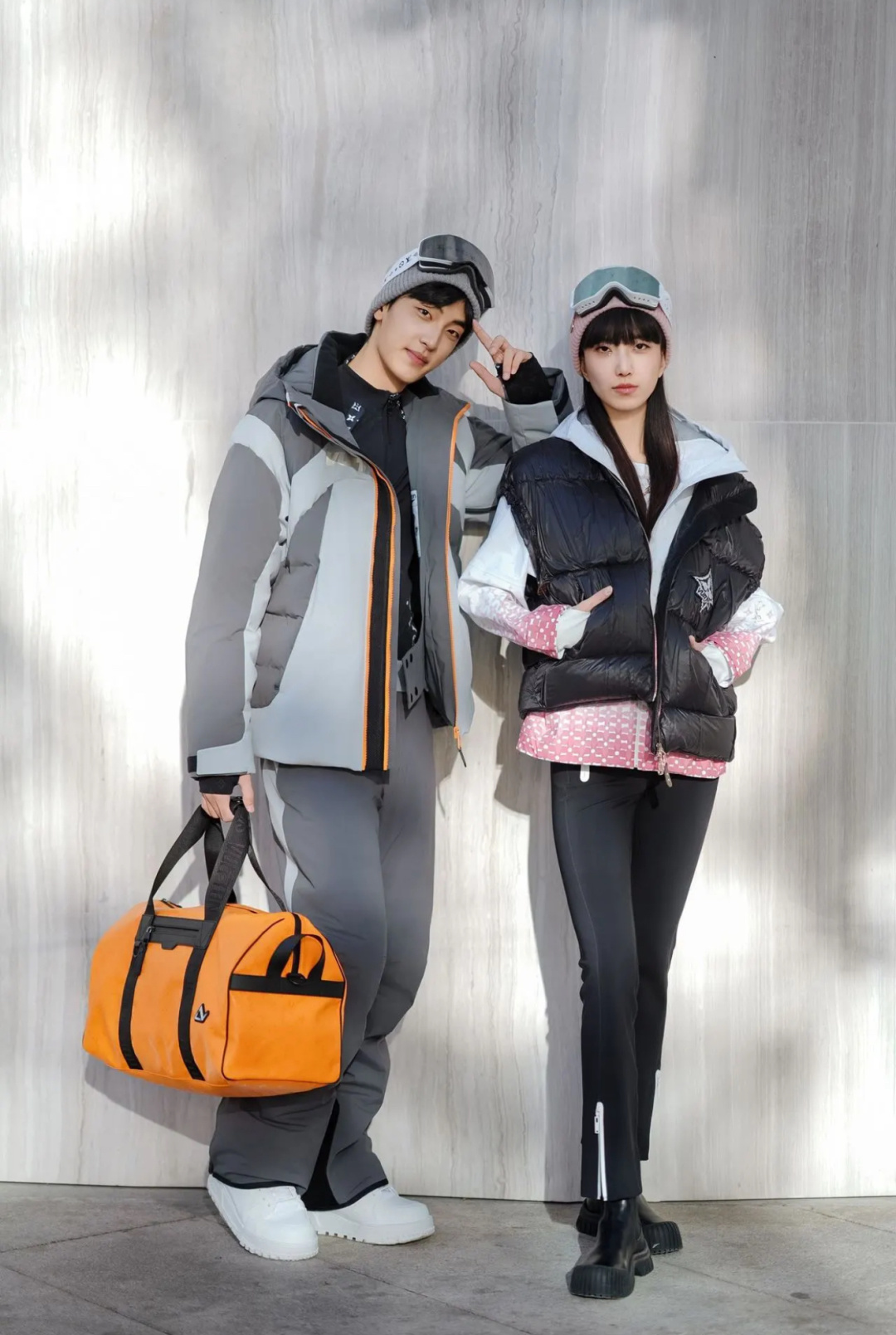 Louis Vuitton Down Jacket Gray Hooded S-l