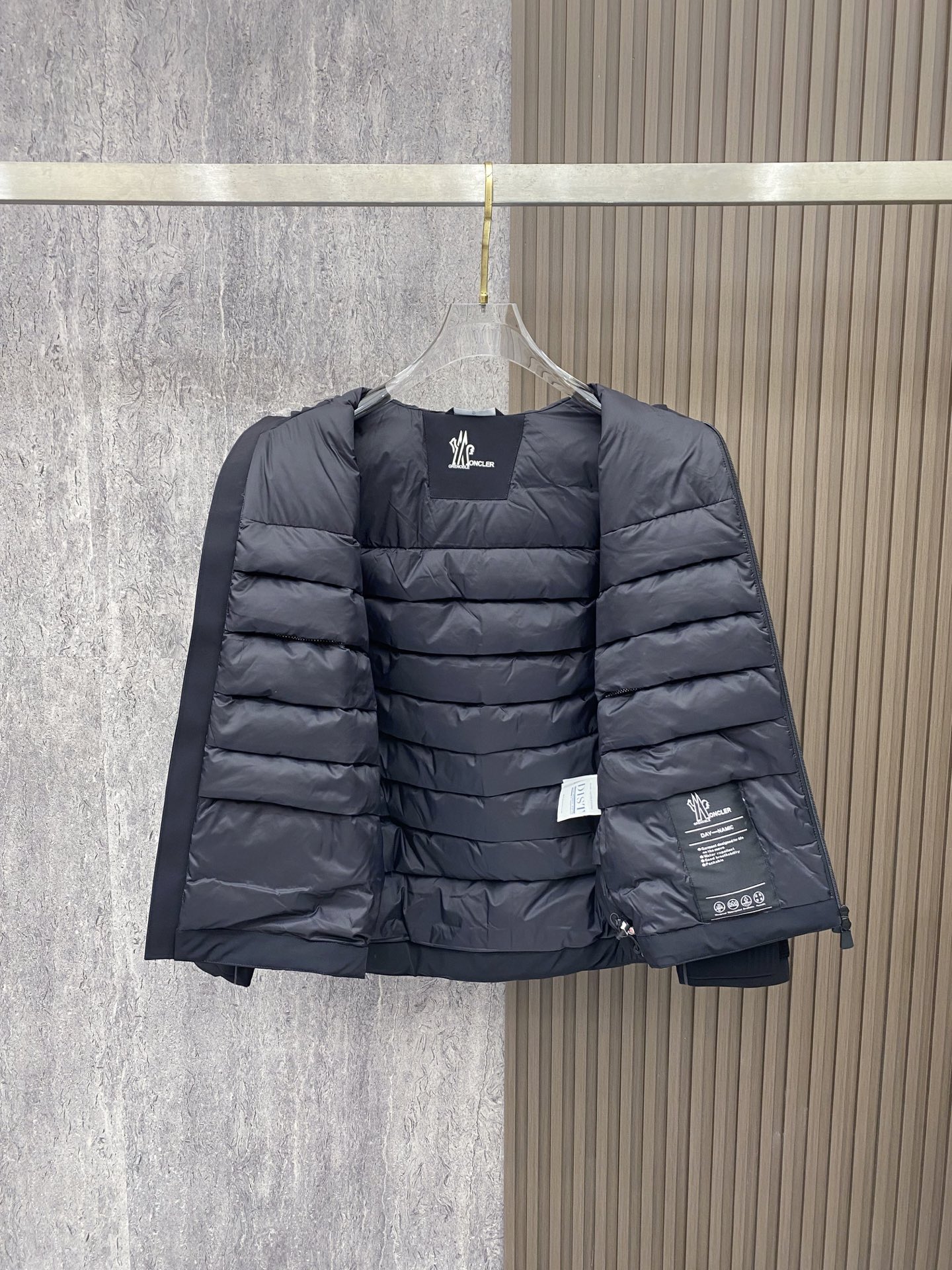 Moncler Male Down Jacket Slim Fit M-l