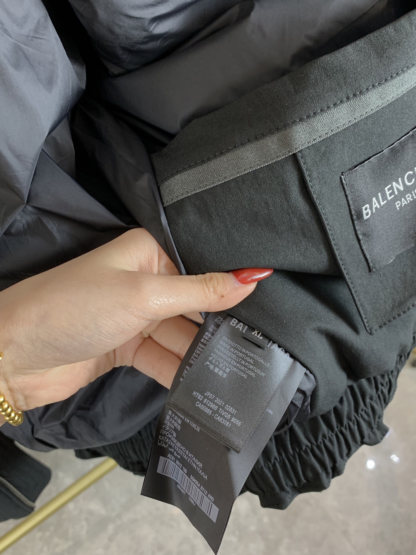 Balenciaga Down Jacket Black M-l-xl