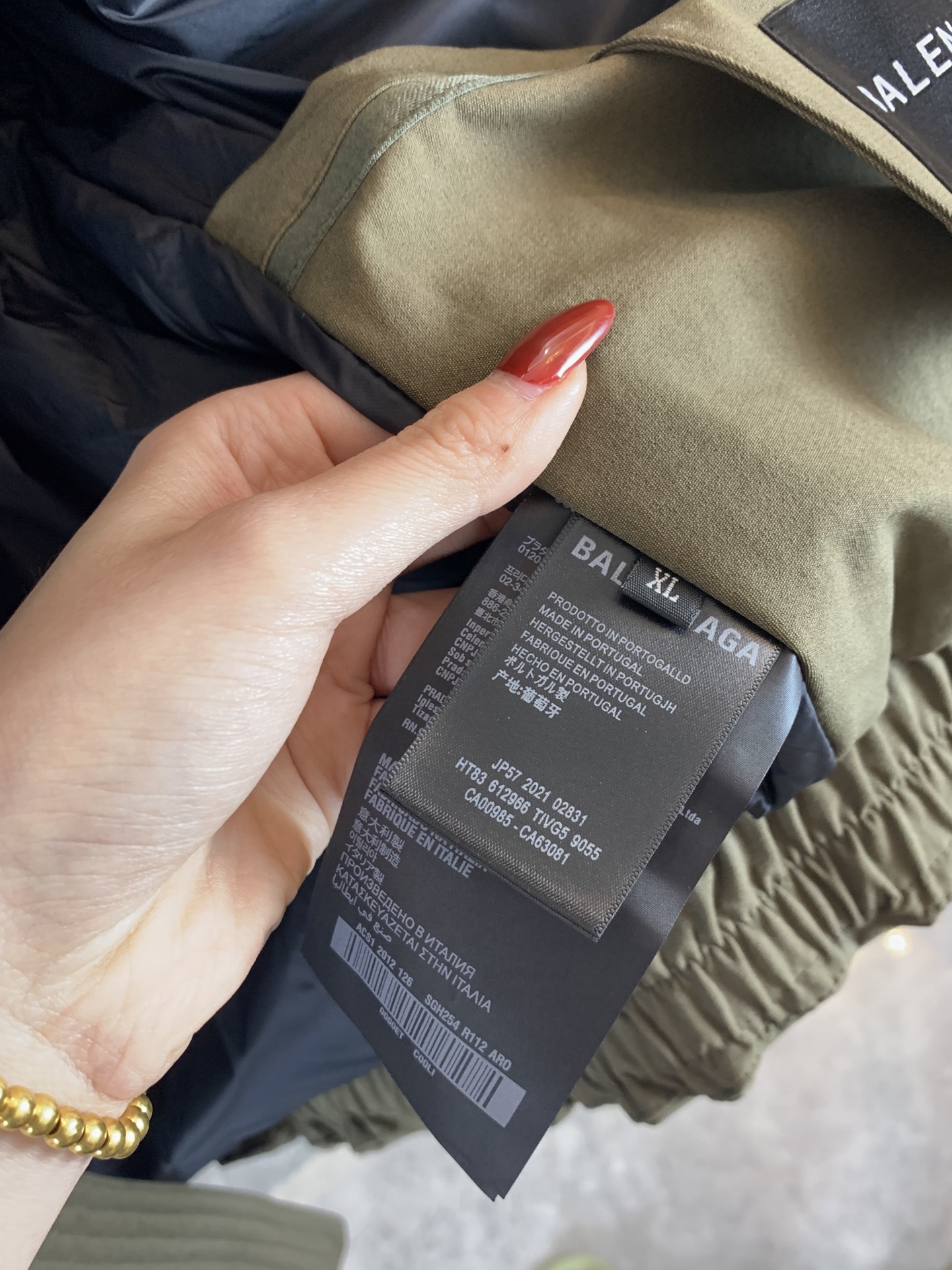 Balenciaga Down Jacket Black M-l-xl