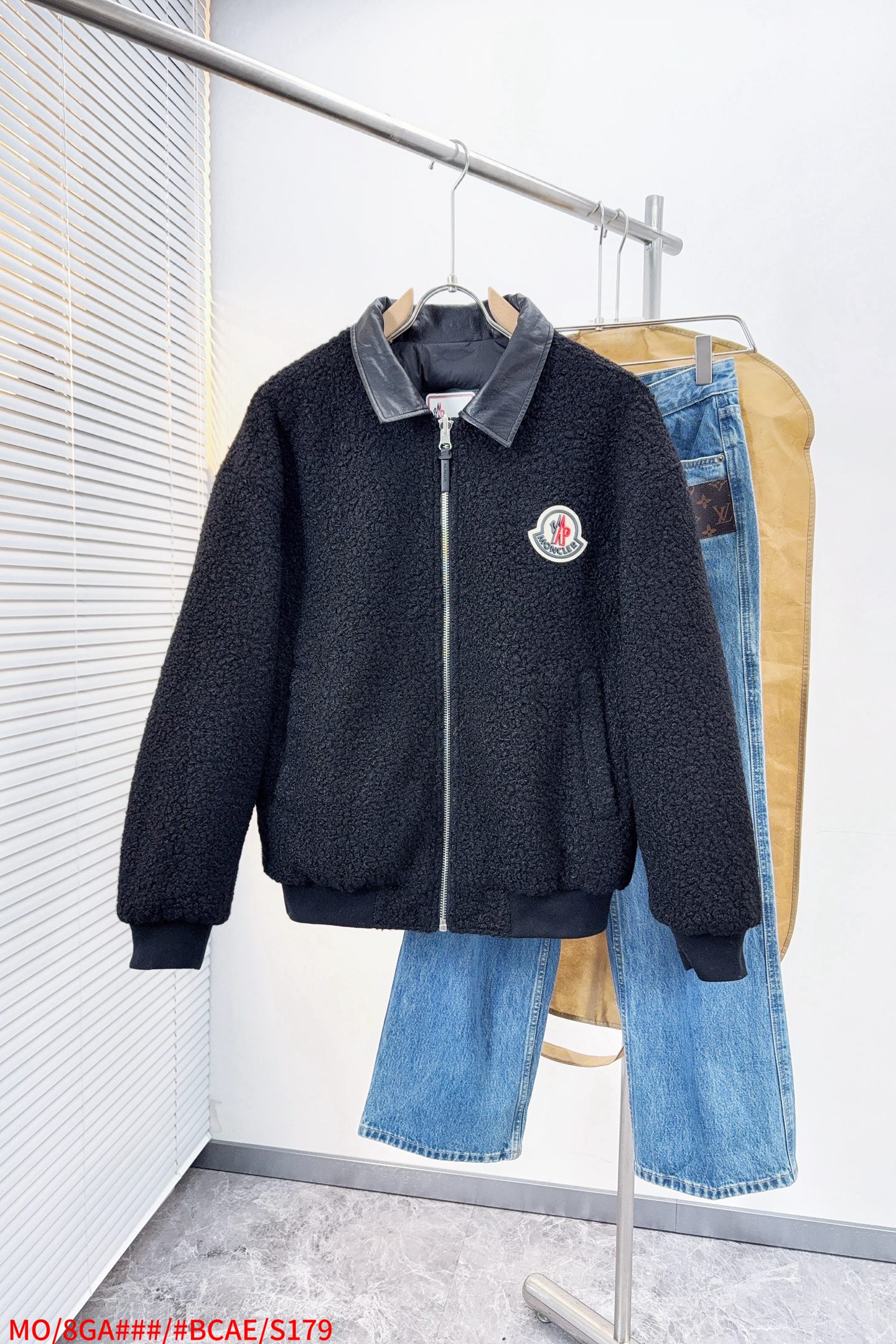 Moncler Down Jacket S-m-l-xl