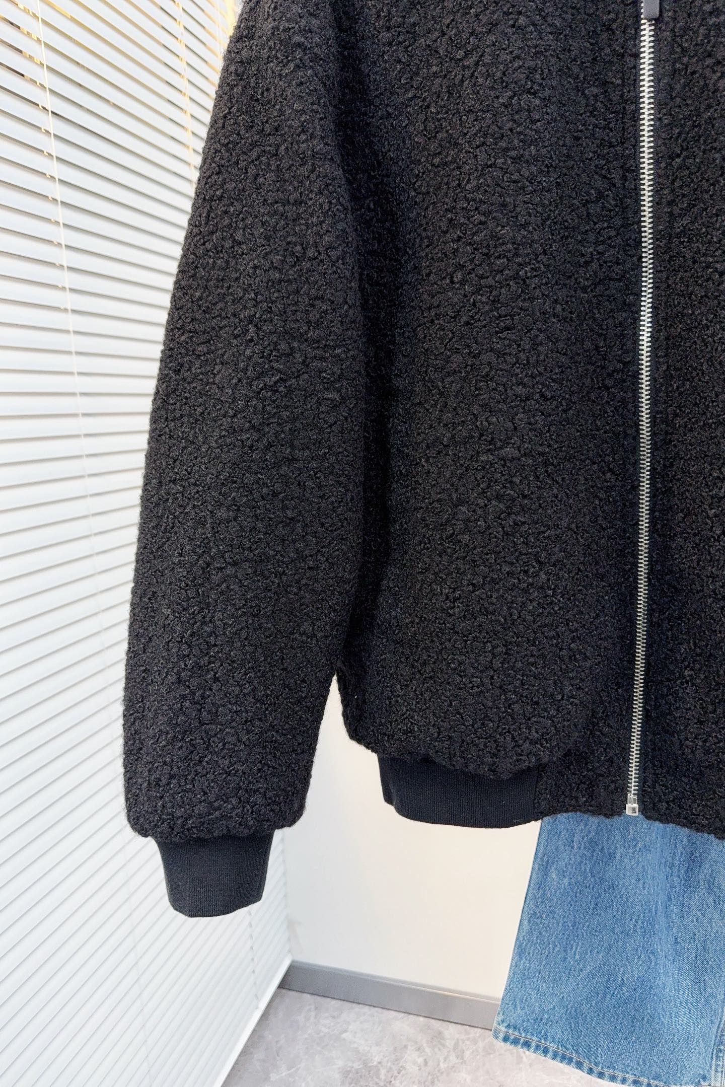 Moncler Down Jacket S-m-l-xl