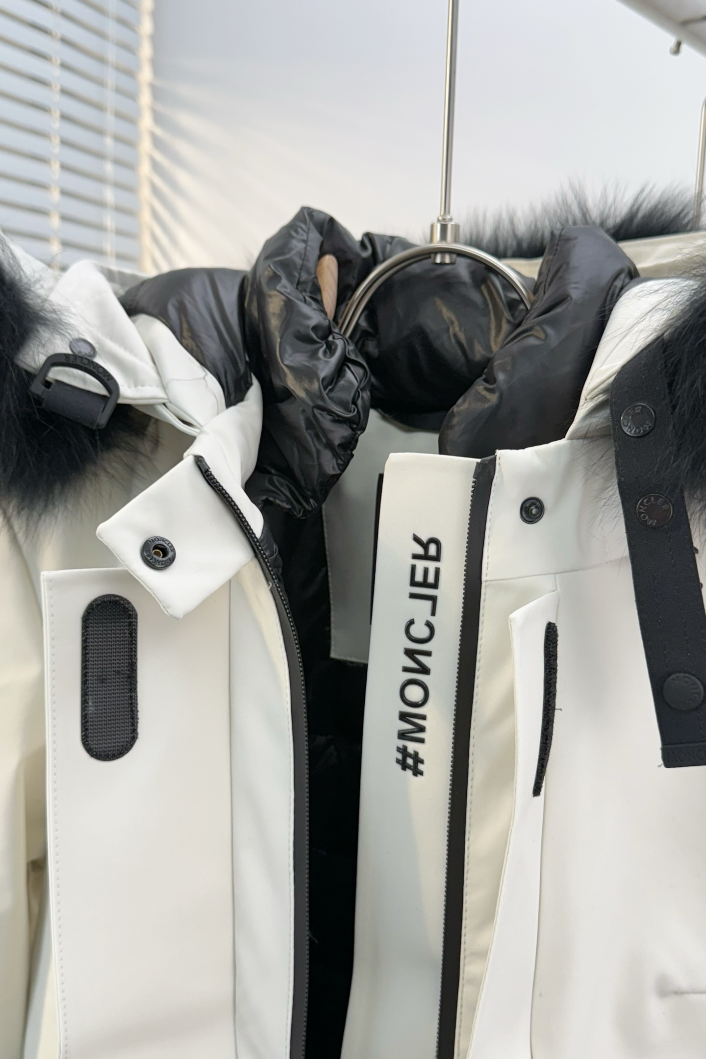 Moncler Basic Clothing S-m-l