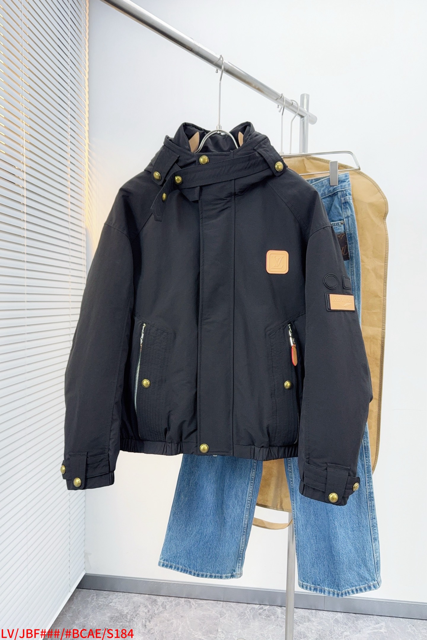 Louis Vuitton Down Jacket S-m-l-xl