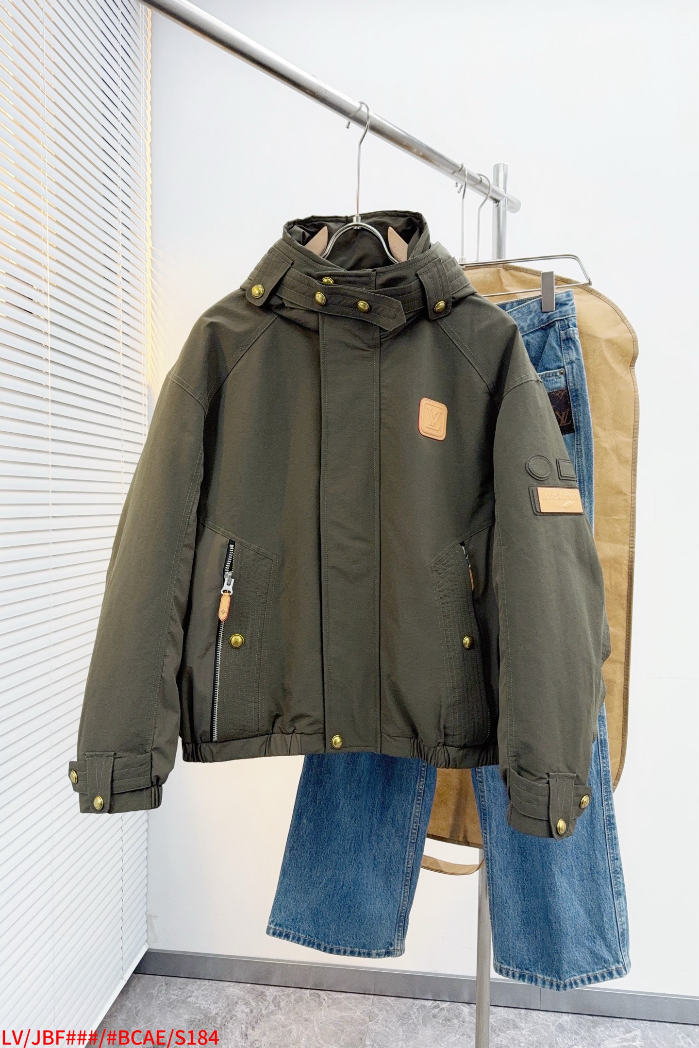 Louis Vuitton Down Jacket S-m-l-xl