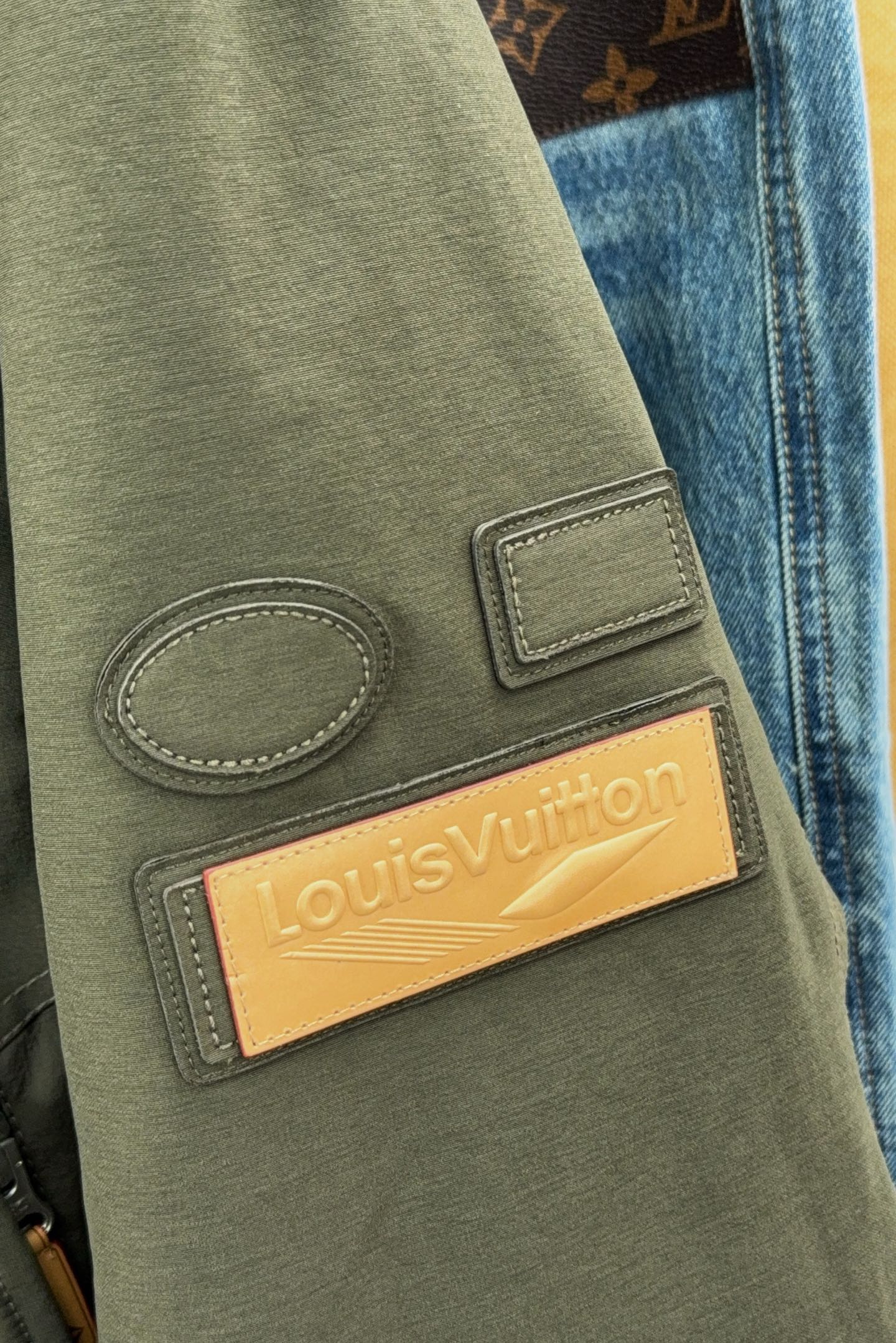 Louis Vuitton Down Jacket S-m-l-xl