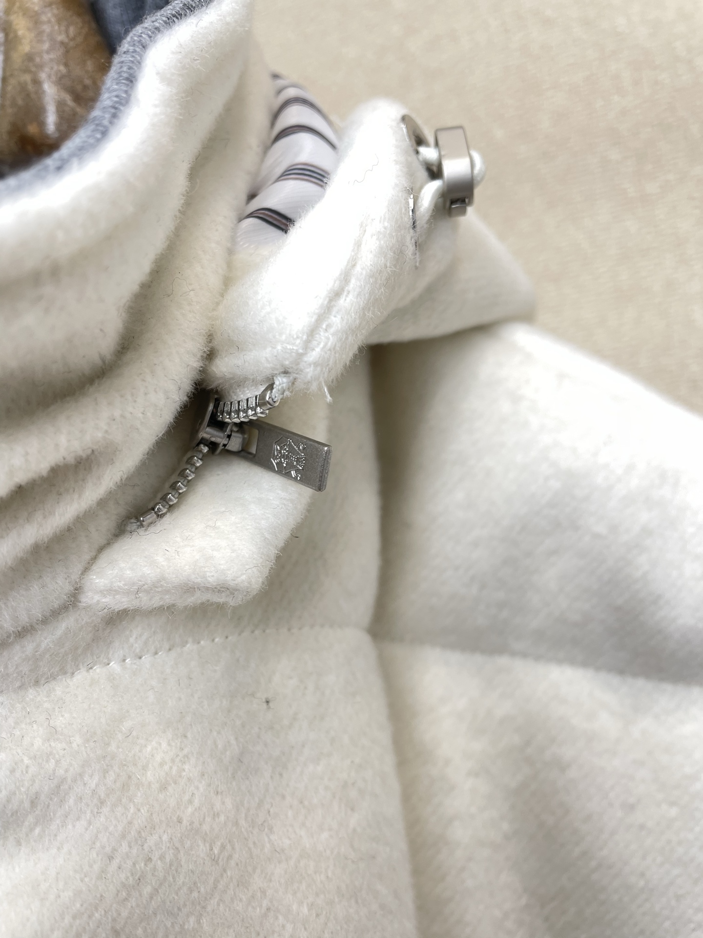 Brunello Cucinelli Down Jacket Hooded L