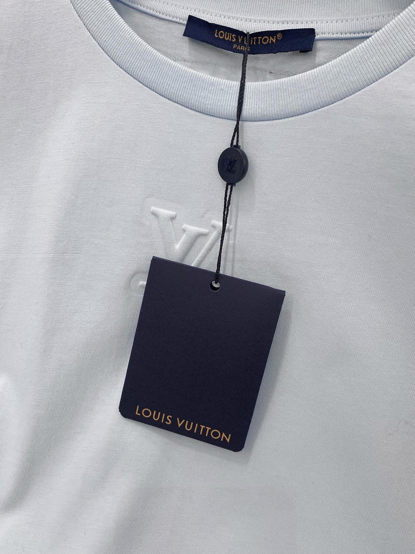 Louis Vuitton Basic Clothing S-l-xl