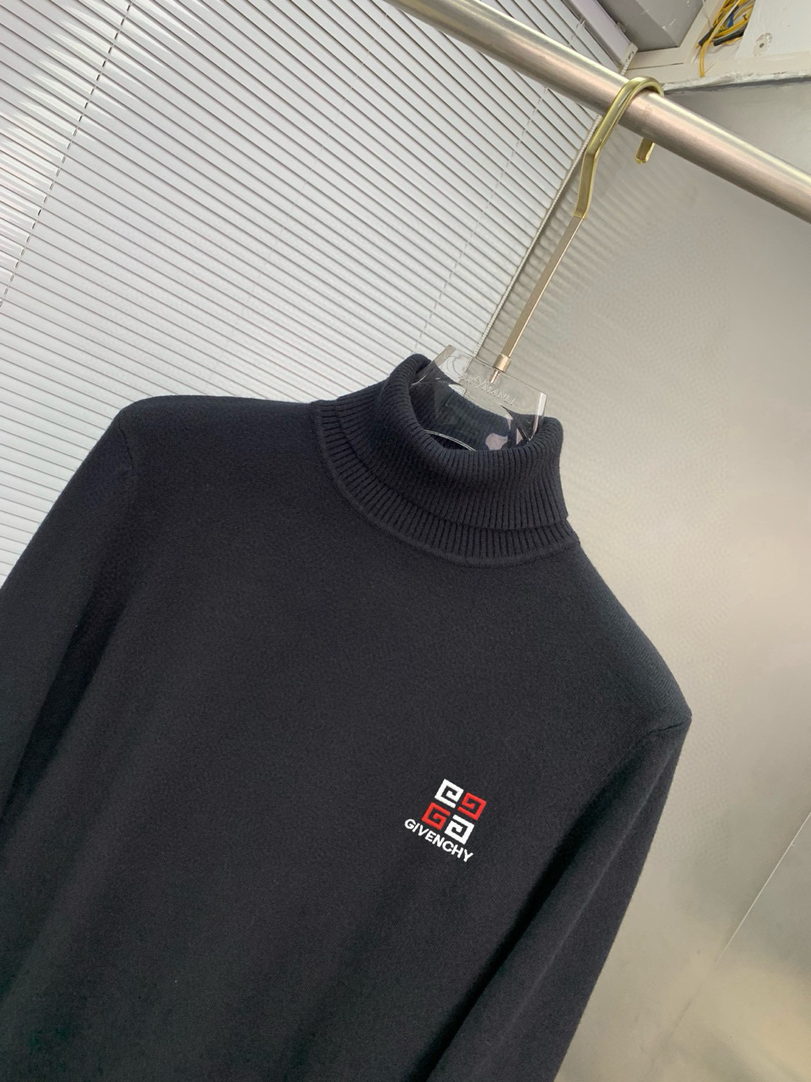 Givenchy Basic Clothing Black M-xl