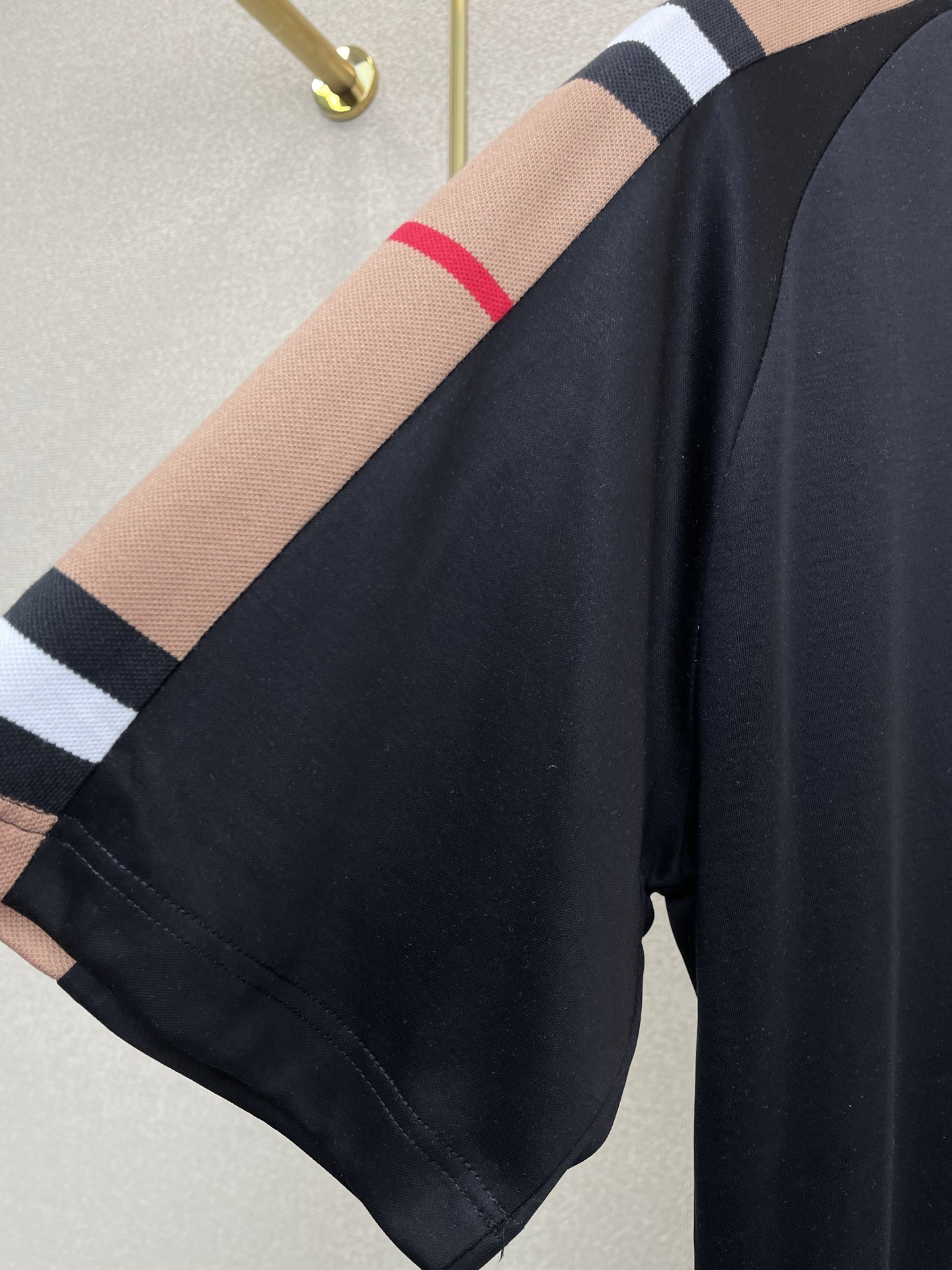 Burberry Male Basic Clothing