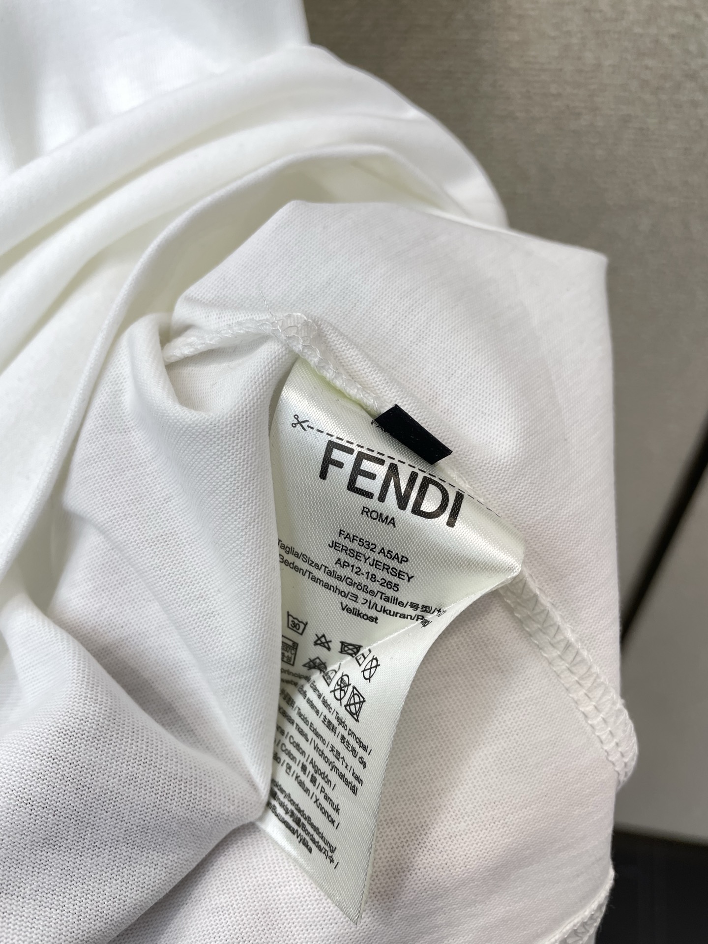 Fendi Male Basic Clothing S-xl