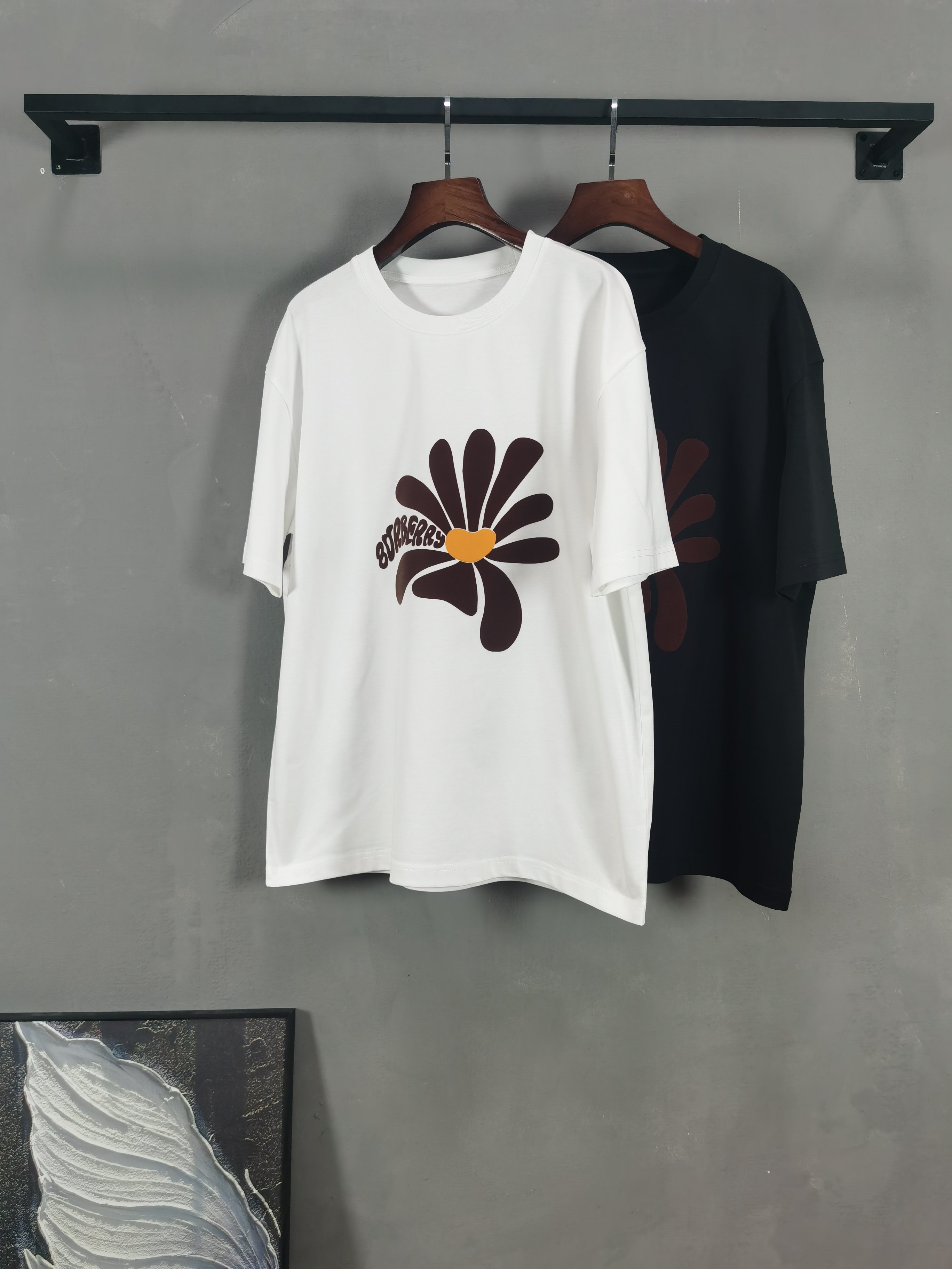 Burberry Basic Clothing Black M-xl