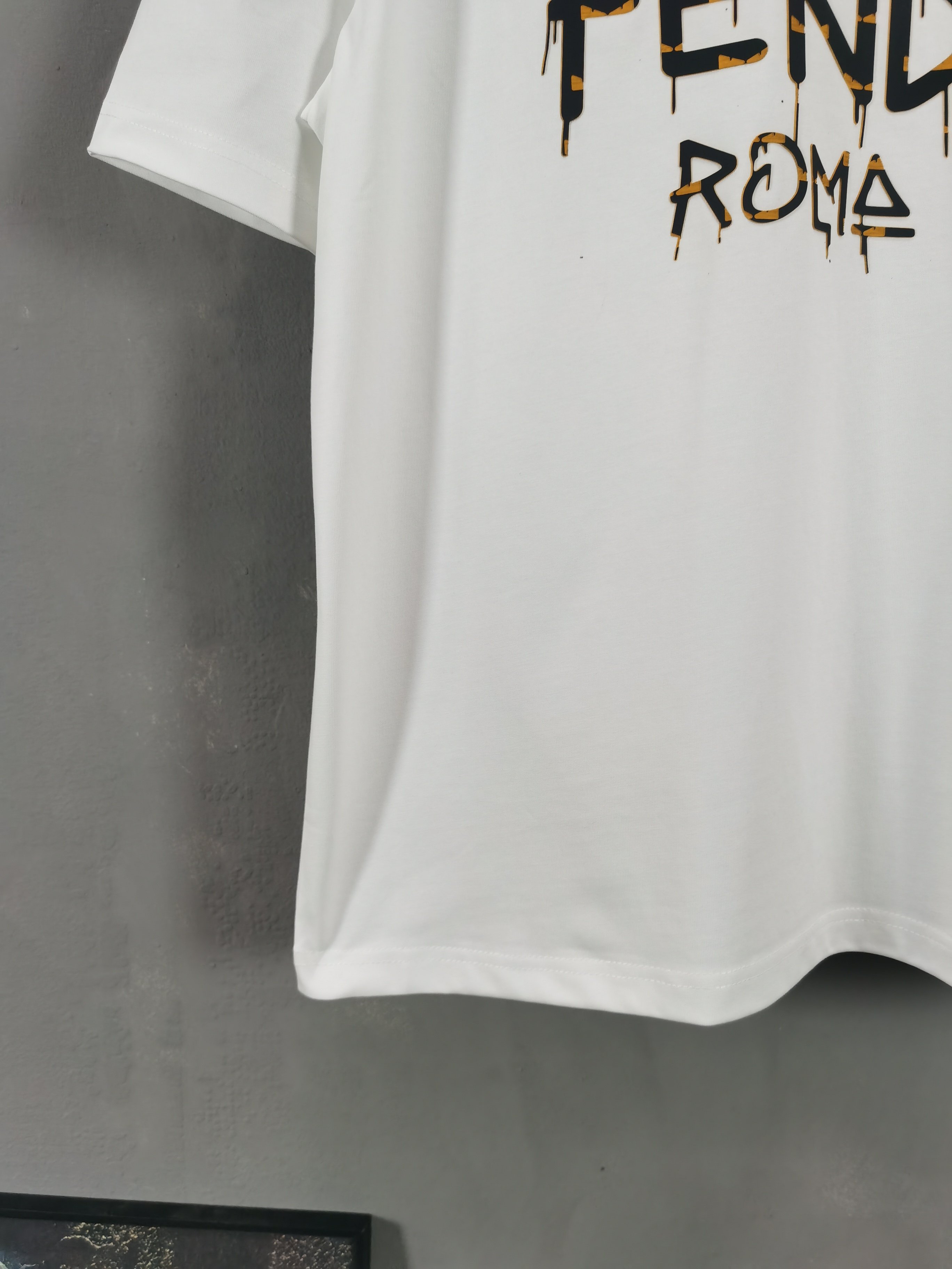 Fendi Basic Clothing Black M-xl