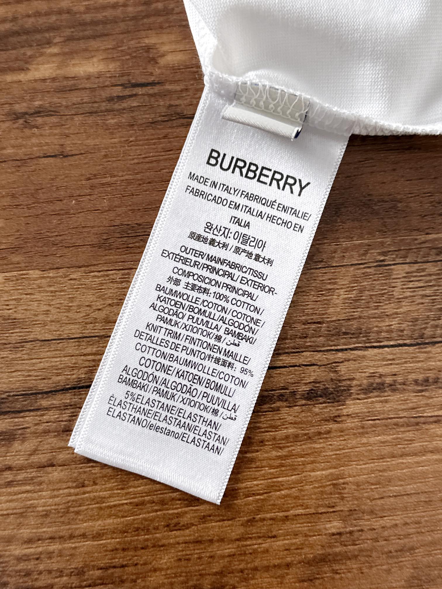 Burberry Basic Clothing S-xl