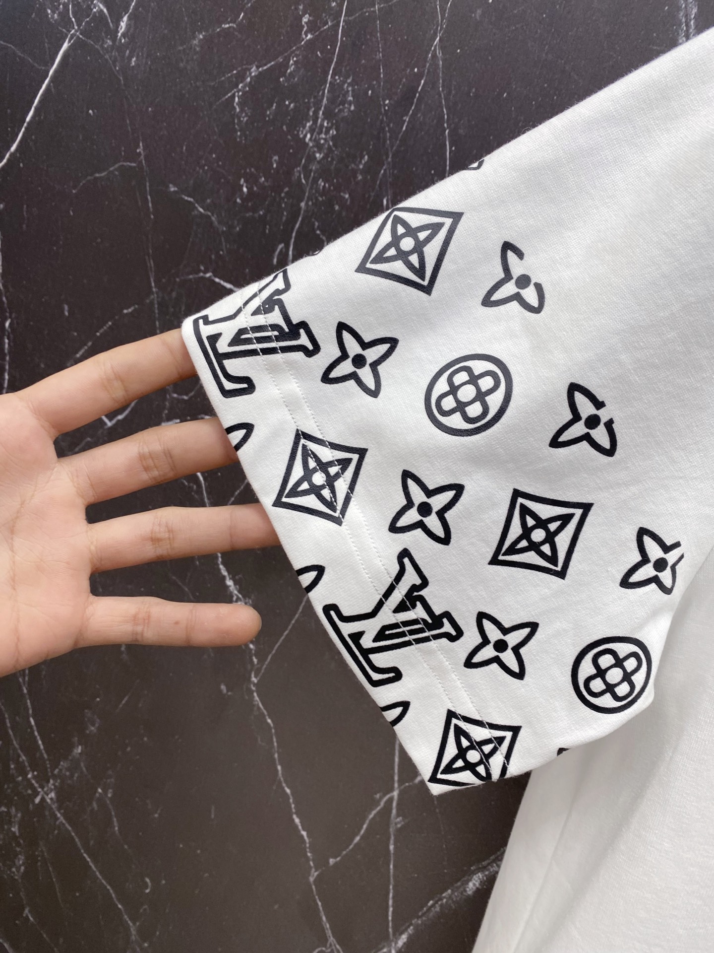 Louis Vuitton Basic Clothing Cotton Black S-l-xxl