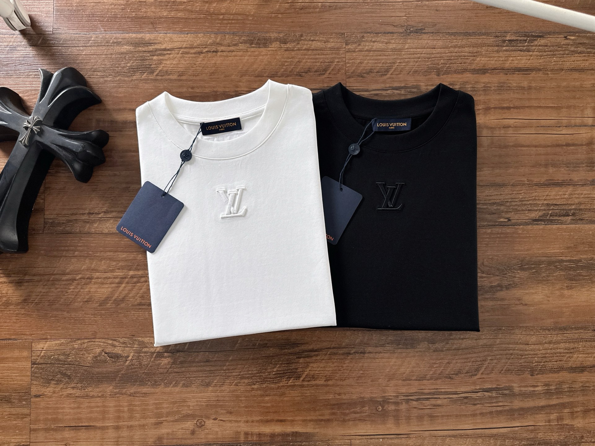 Louis Vuitton Basic Clothing S-l-xl