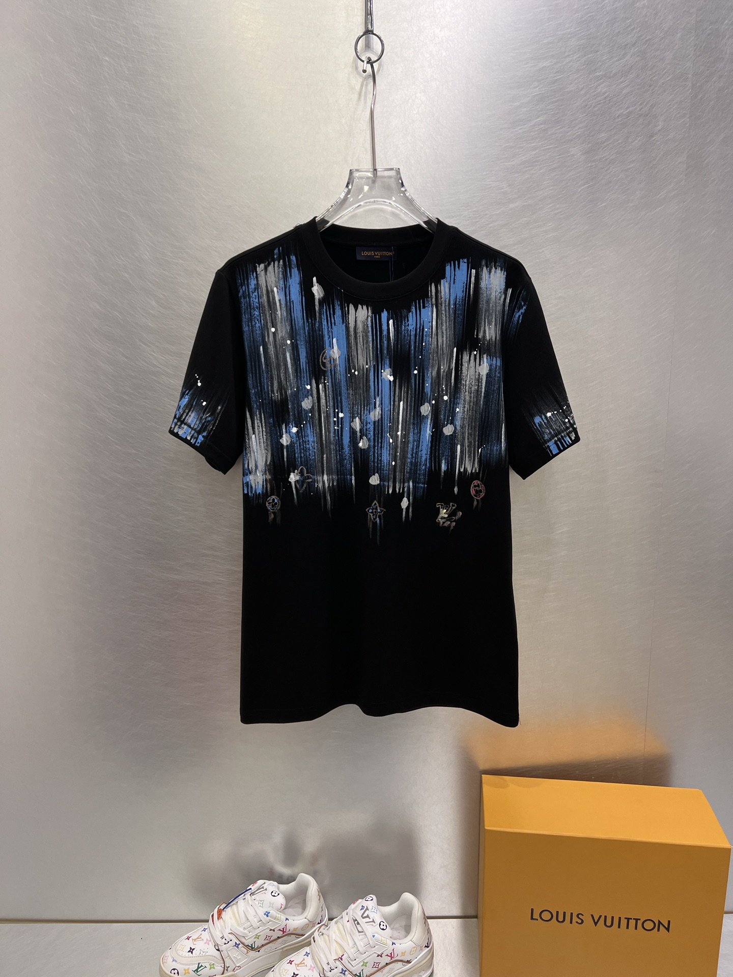 Louis Vuitton Basic Clothing Black S-l-xl