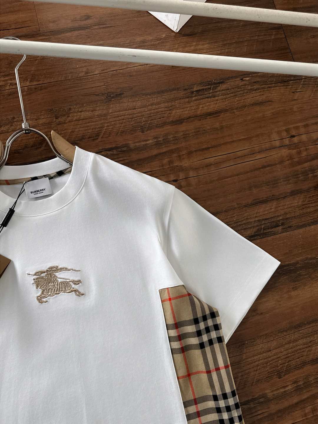 Burberry Basic Clothing S-xl