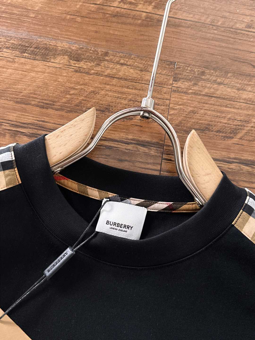 Burberry Basic Clothing S-xl