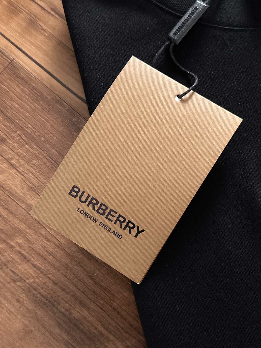 Burberry Basic Clothing S-xl
