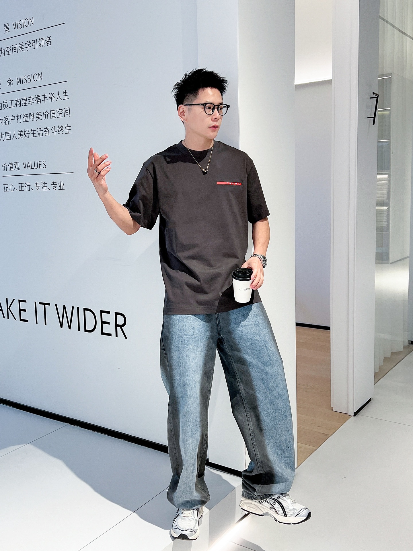 Prada Basic Clothing S-xl