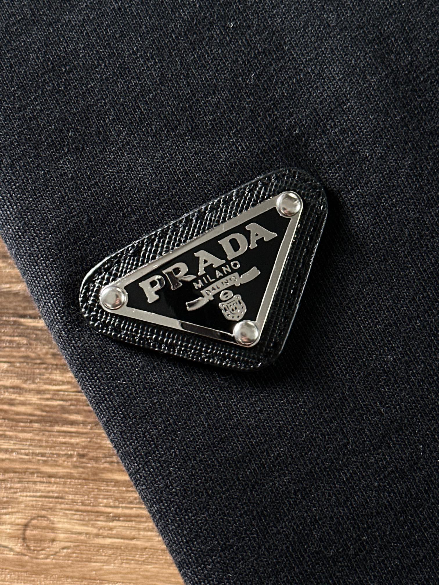 Prada Basic Clothing S-xl