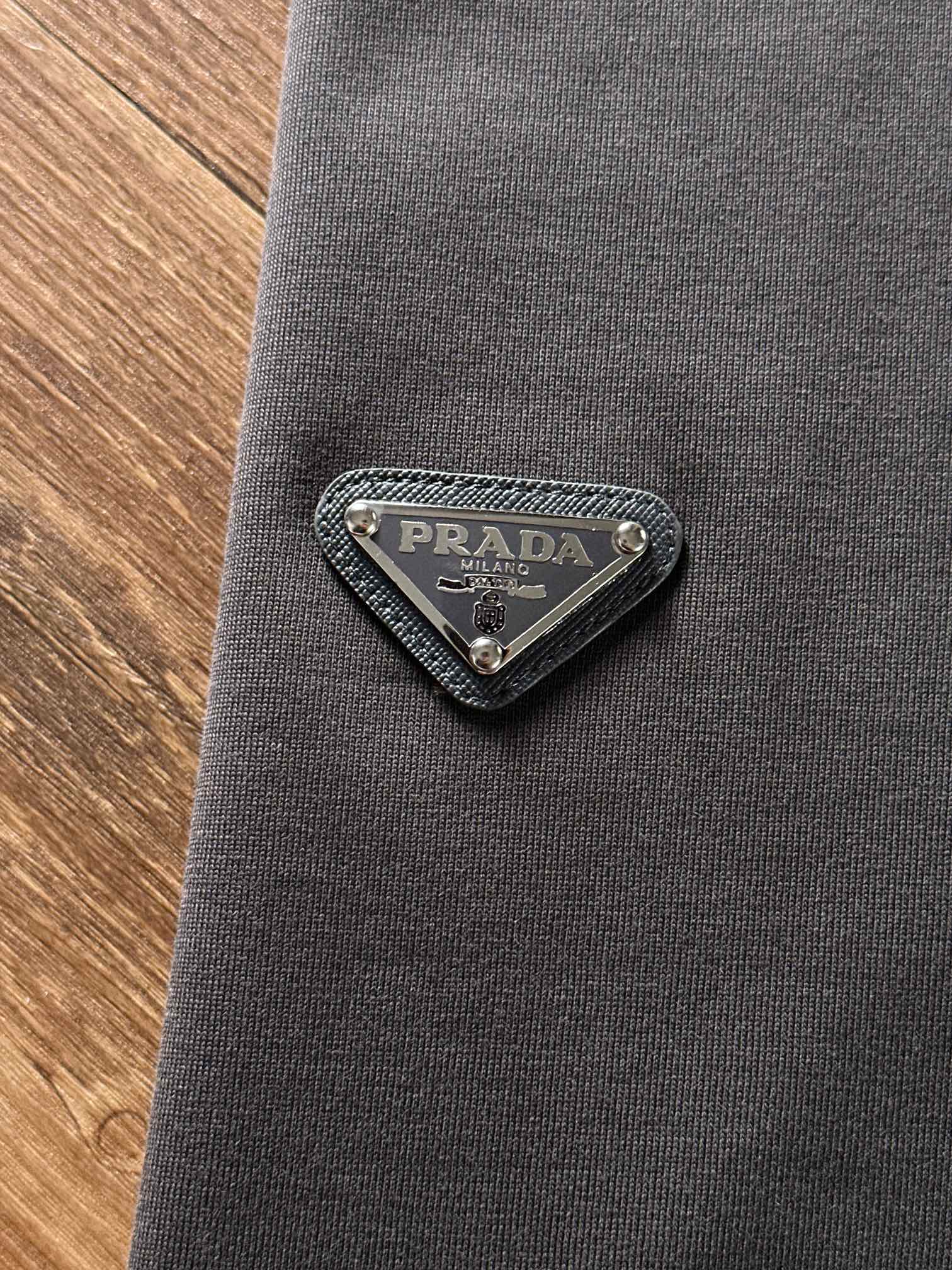 Prada Basic Clothing S-xl