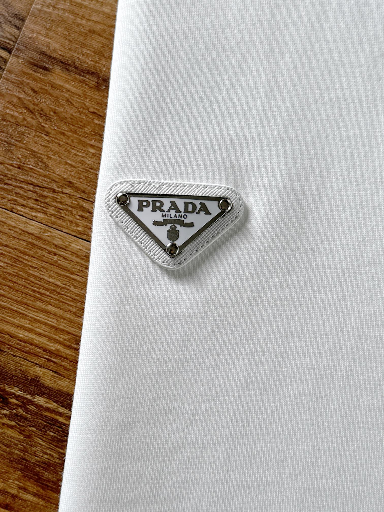 Prada Basic Clothing S-xl