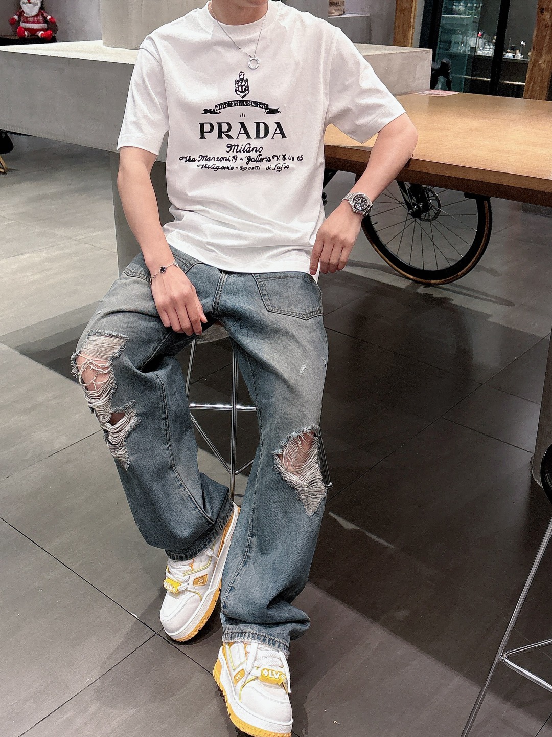 Prada Basic Clothing S-xl