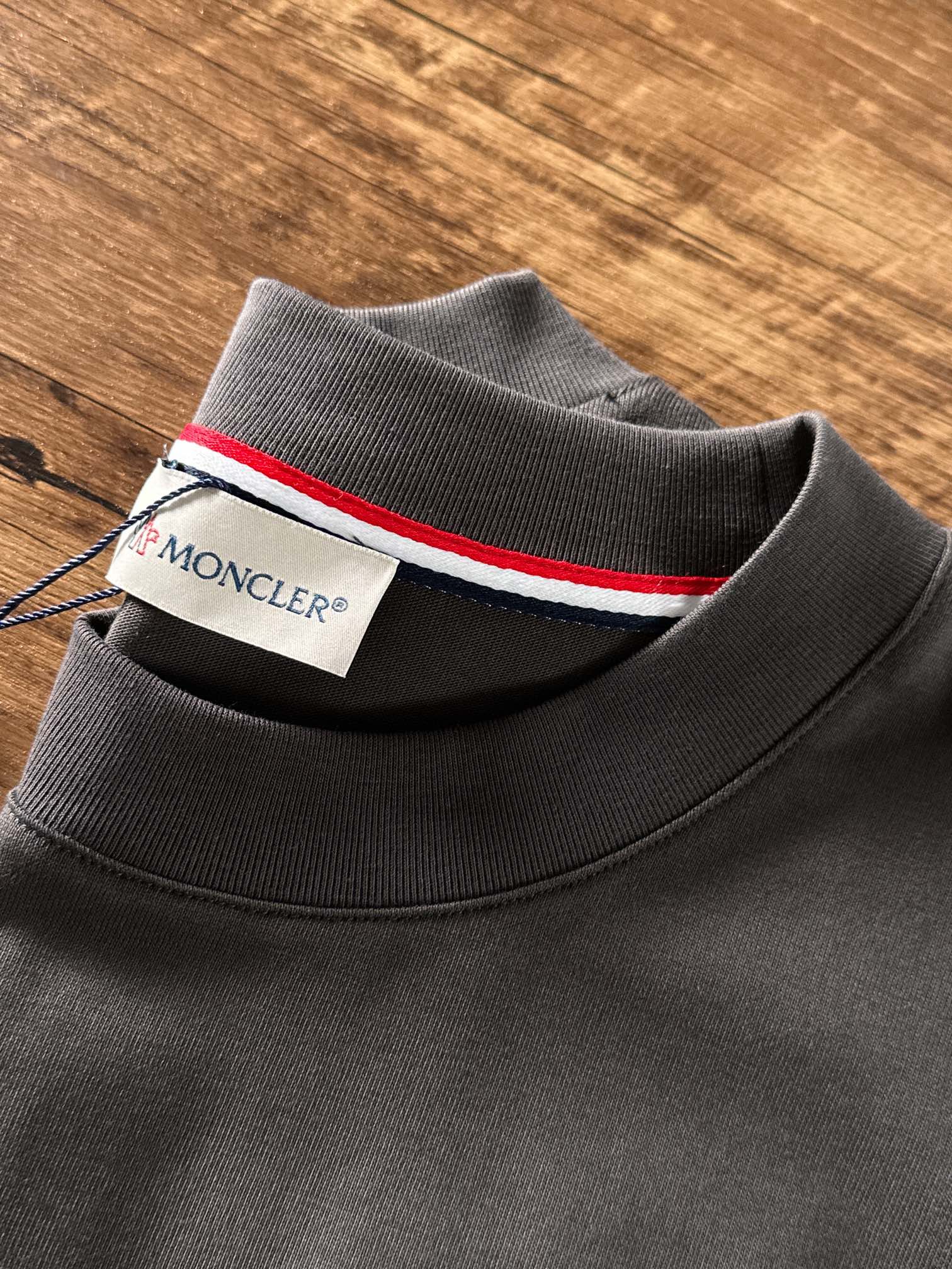 Moncler Basic Clothing S-m-l-xl