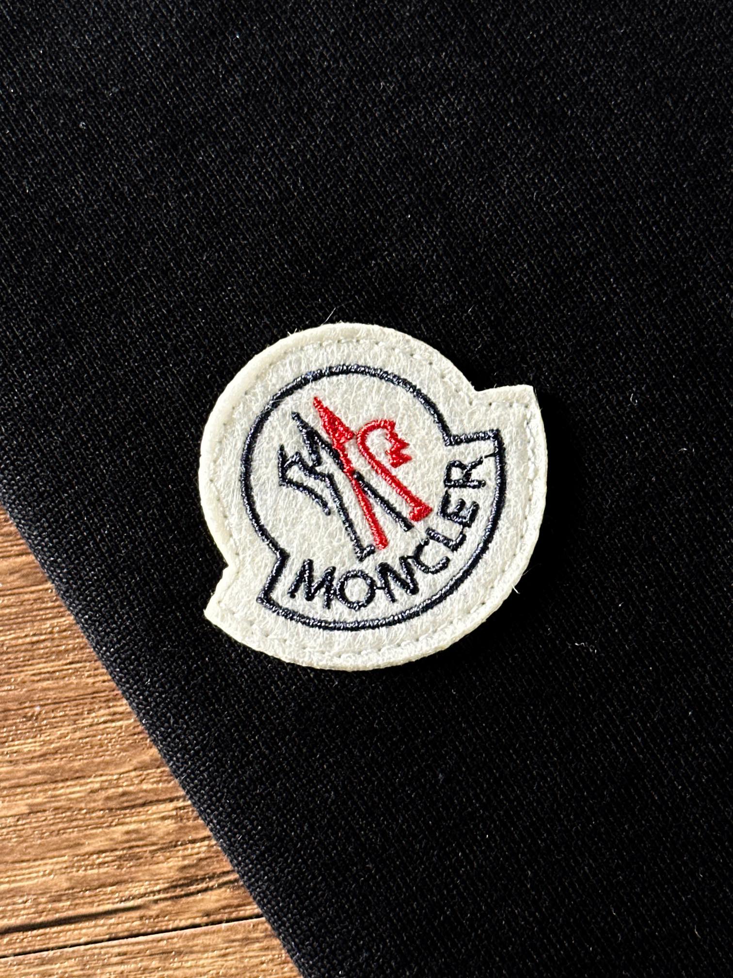 Moncler Basic Clothing S-m-l-xl