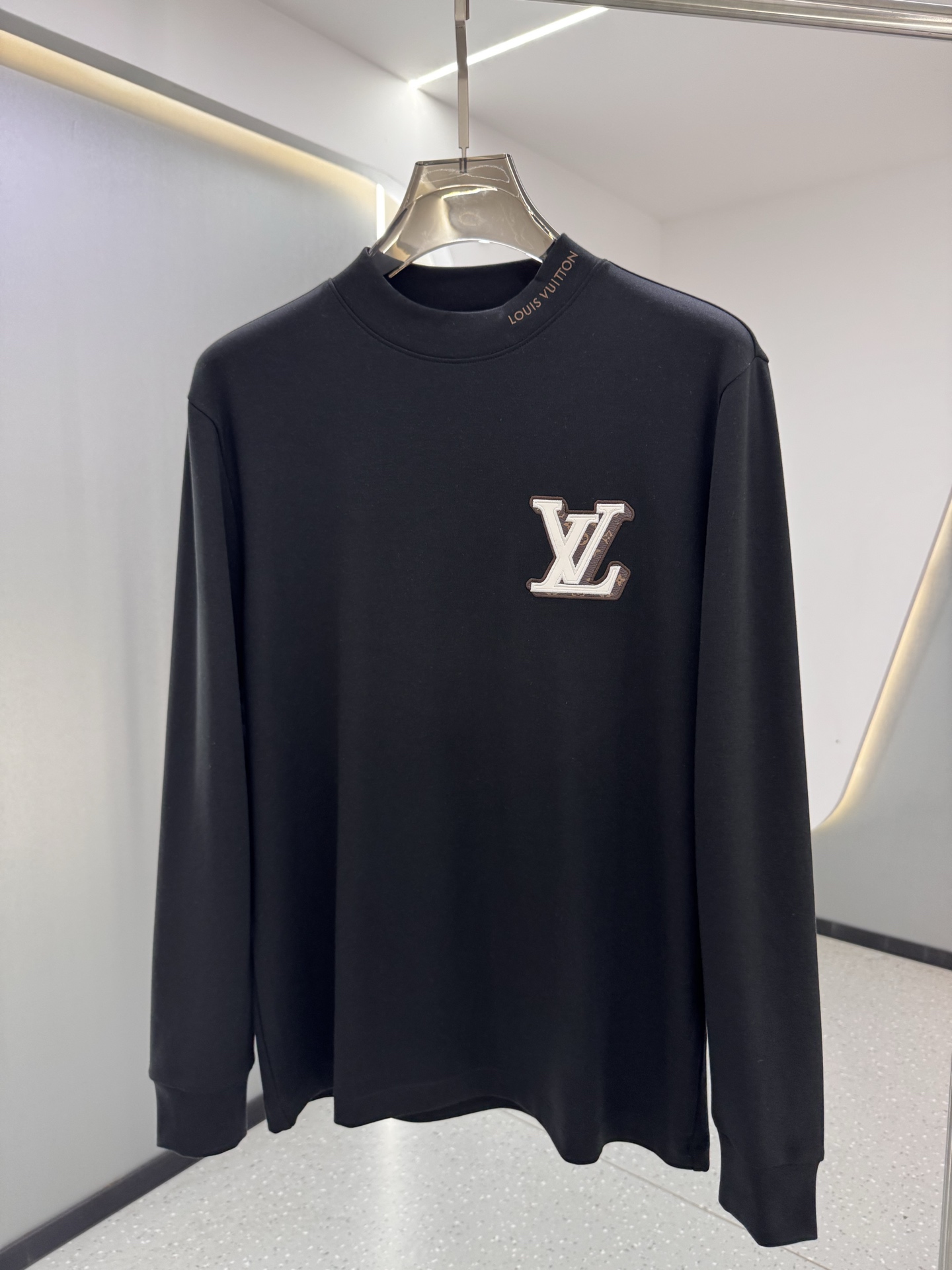 Louis Vuitton Male Basic Clothing Black S-l-xxl