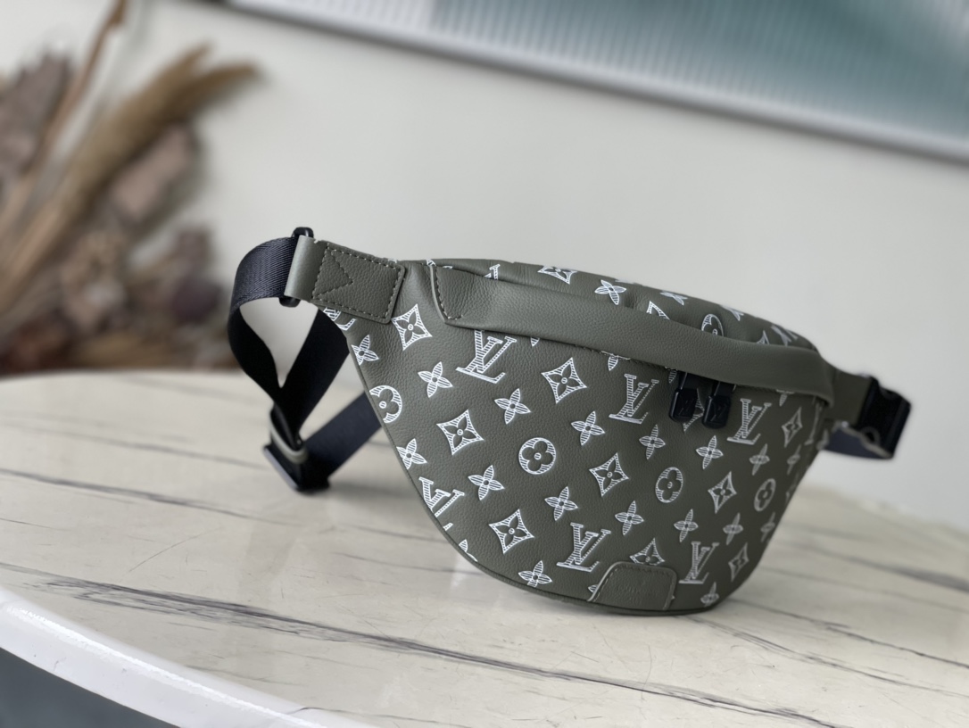 Louis Vuitton Basic Bag Cow Leather M-s